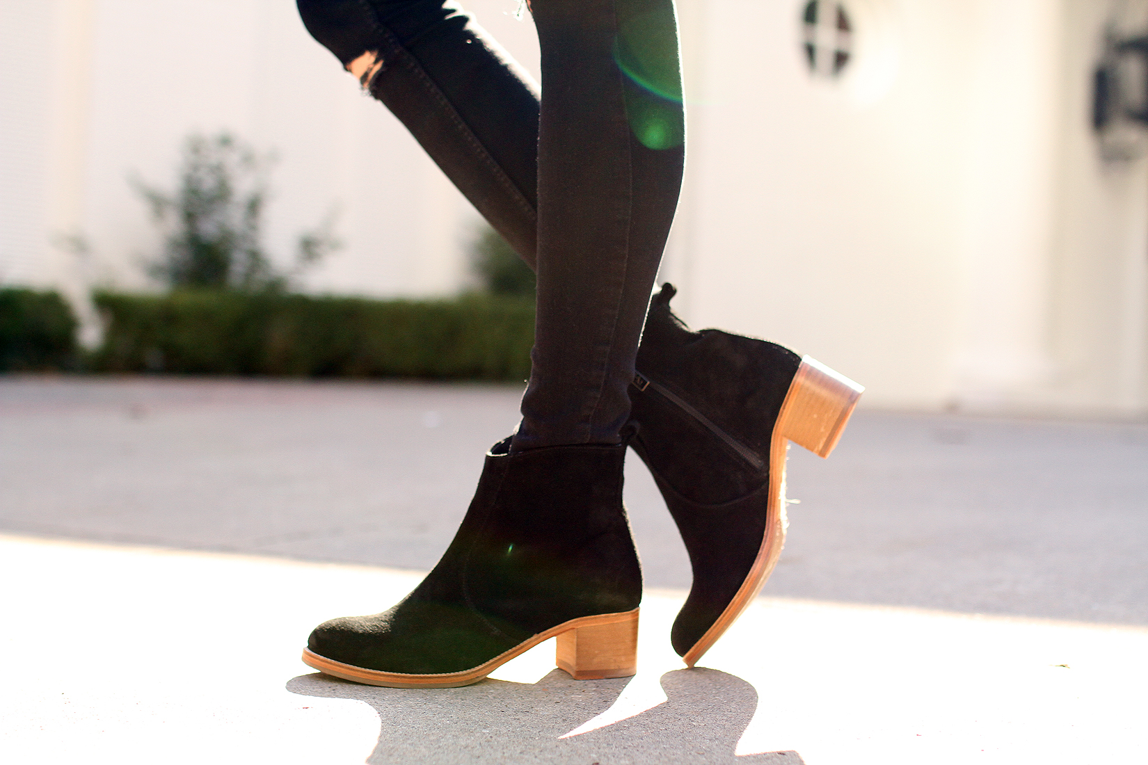 fashion-jackson-black-ankle-booties