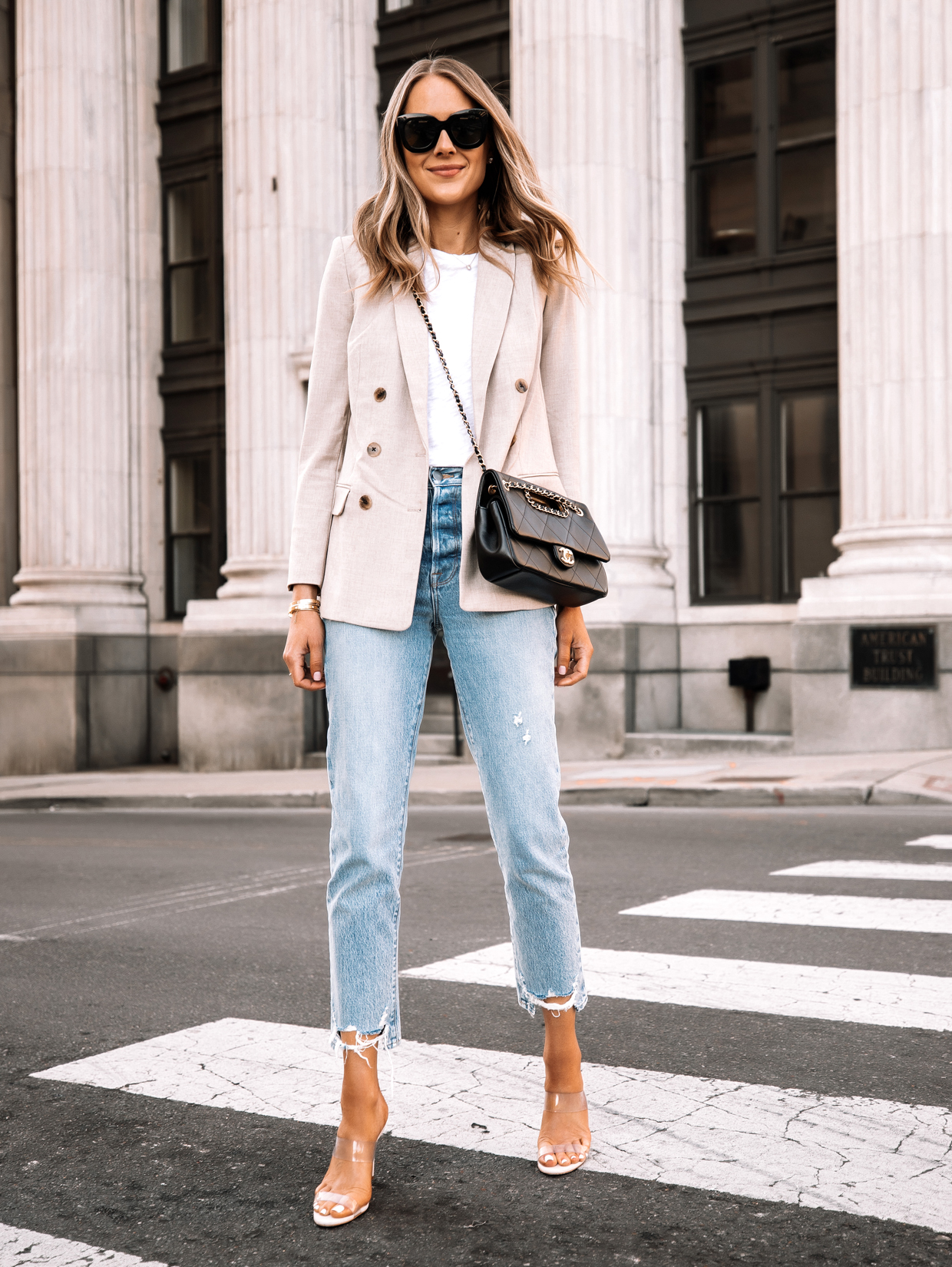 Ga trouwen diep Appal How to Style a Beige Blazer for a Casual Spring Outfit - Fashion Jackson