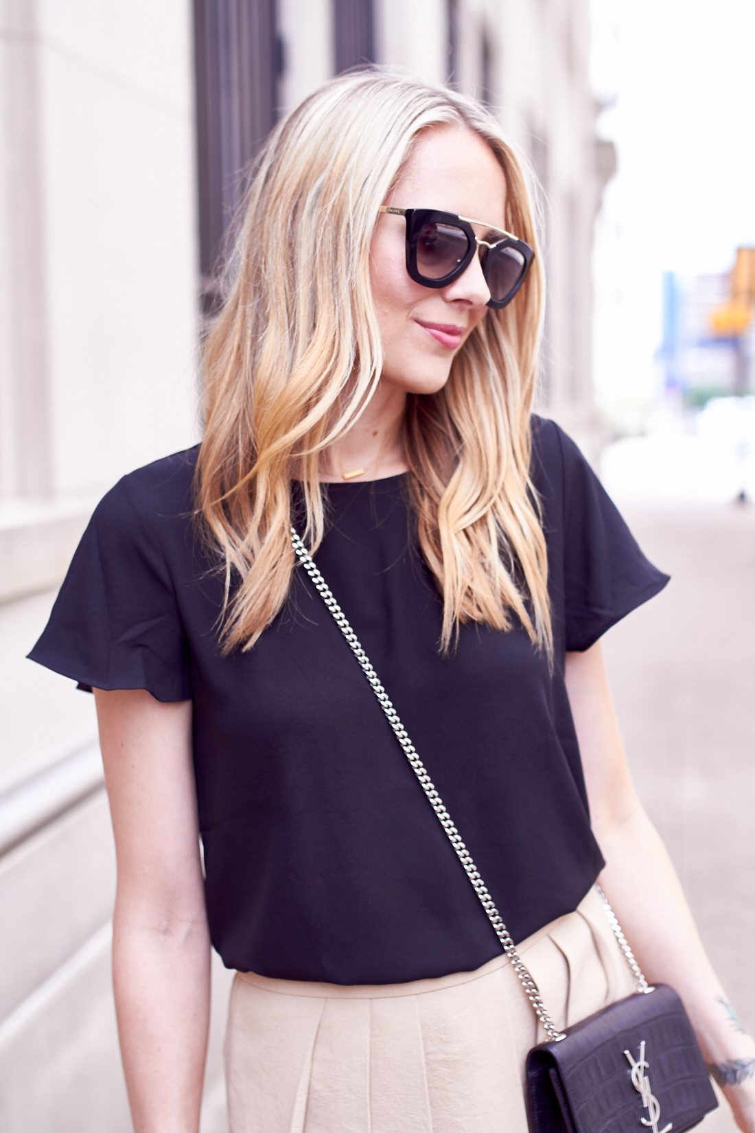 fashion-jackson-prada-retro-sunglasses-black-short-sleeve-blouse