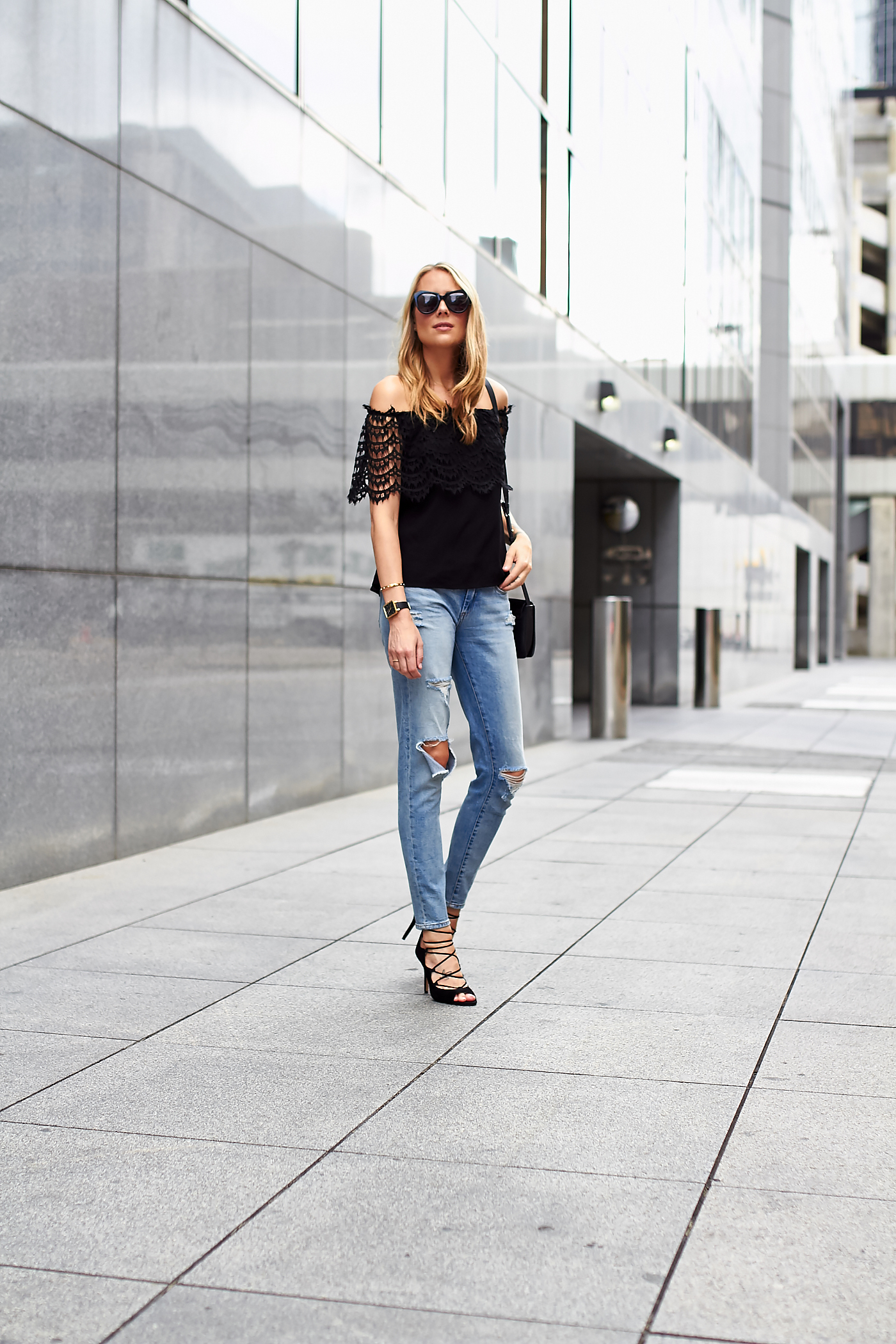 fashion-jackson-denim-ripped-skinny-jeans-black-lace-off-the-shoulder-top