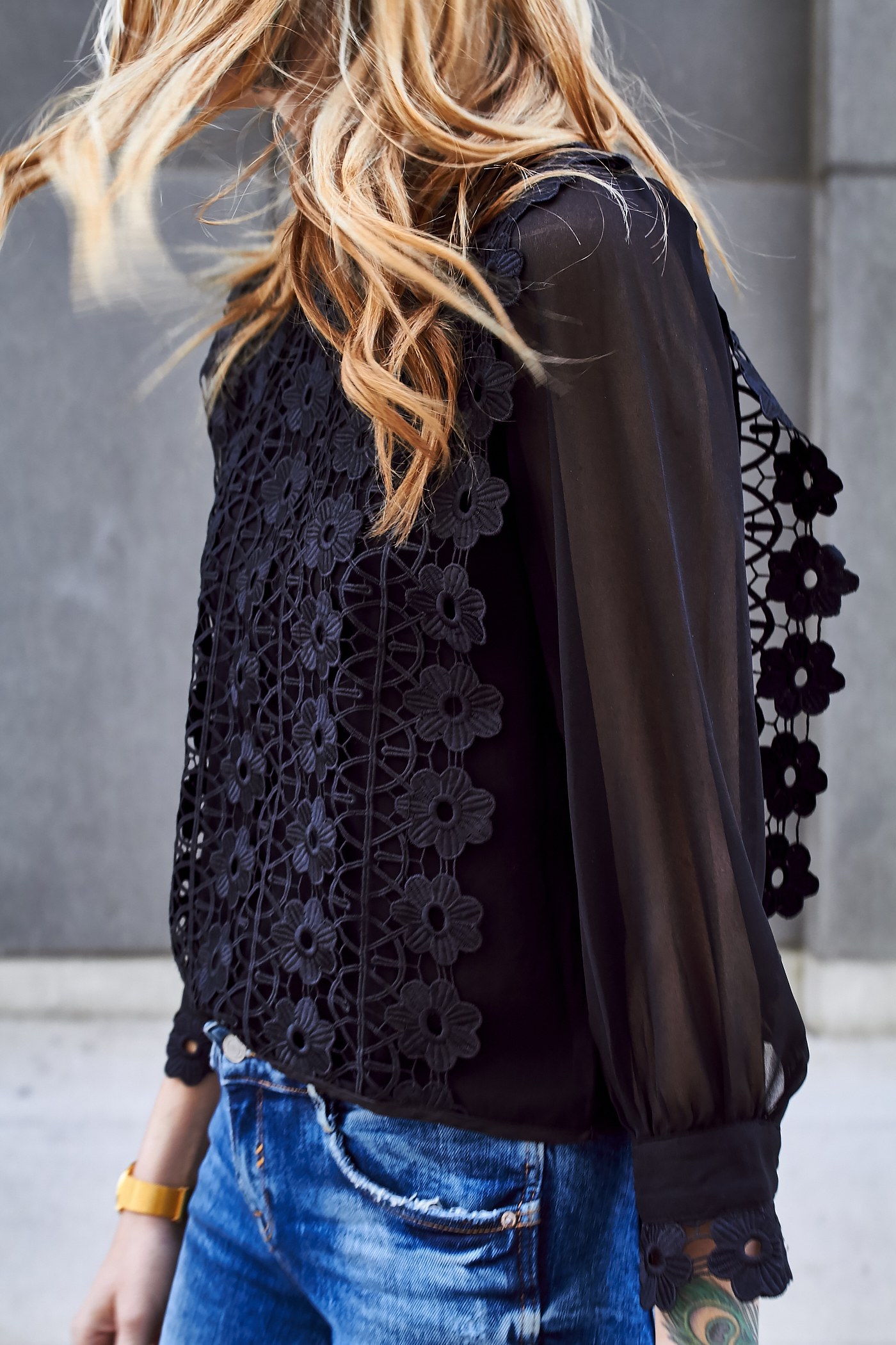 Black Lace Top & the Most Comfy Jeans - The Glamorous Gal