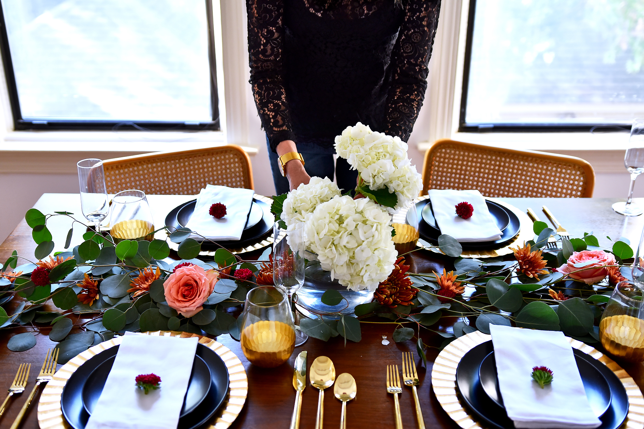 Thanksgiving Tablescape Ideas, Modern Thanksgiving Setting, Black & Gold Dinner Setting, Eucalyptus, Fall Flowers, Black Lace Top