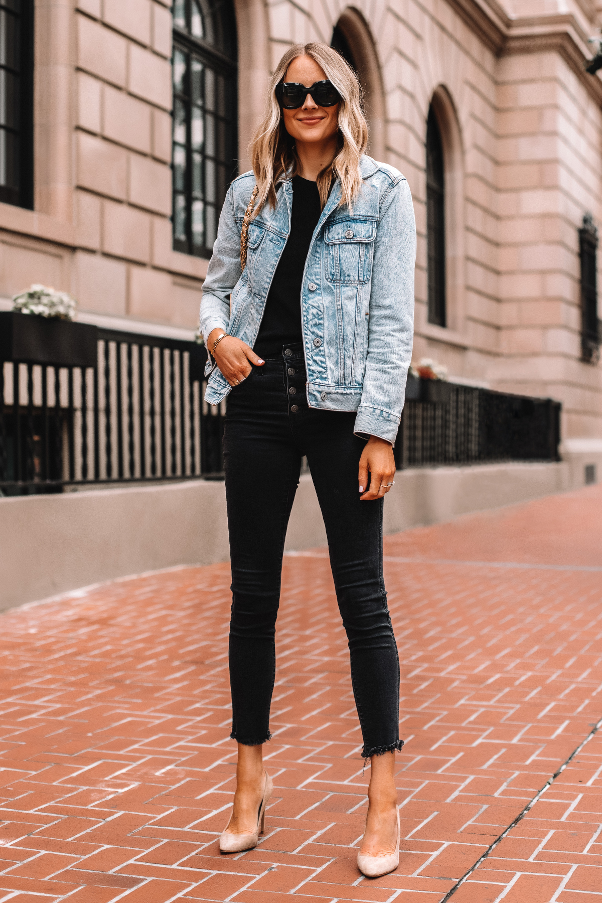 Denim jacket and black hotsell jeans outfit