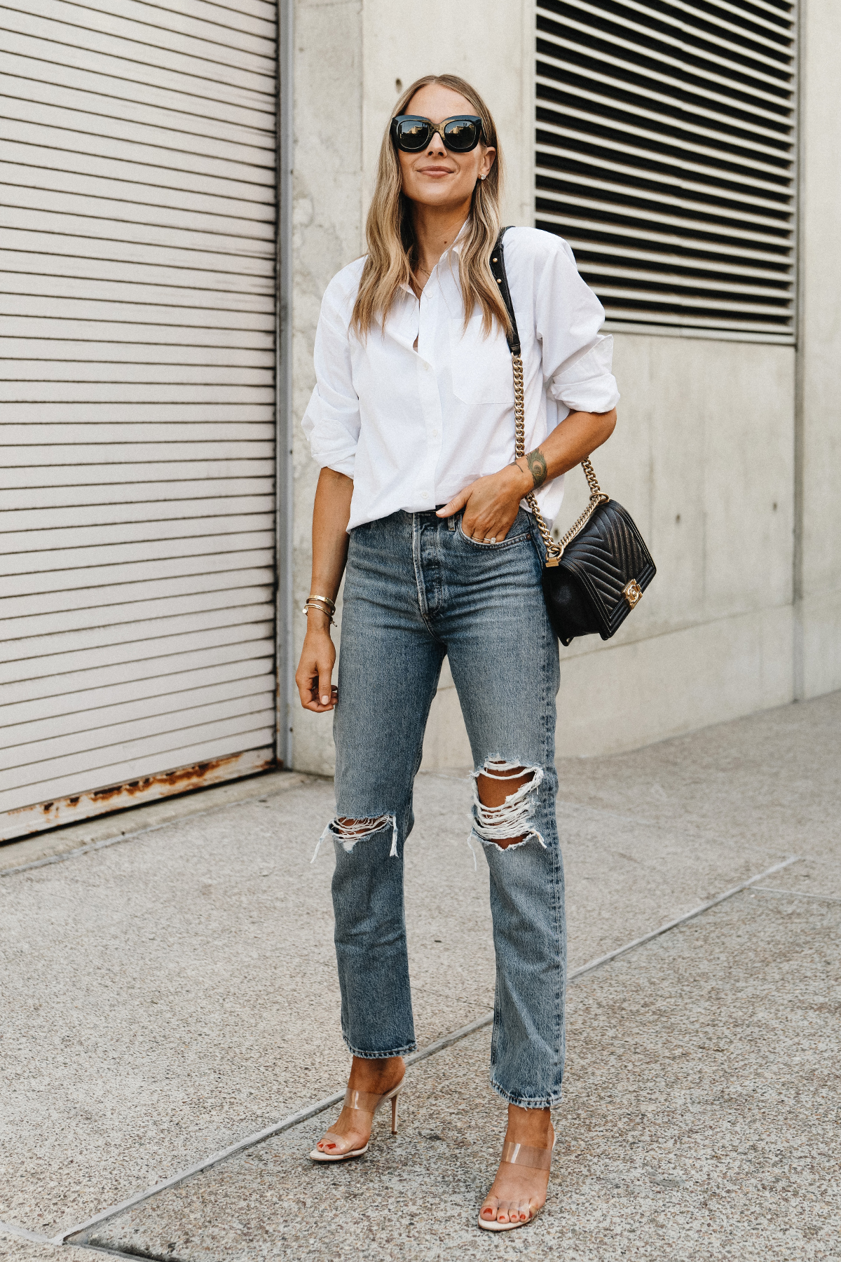 7 Way To Style Oversized T Shirt With Jeans