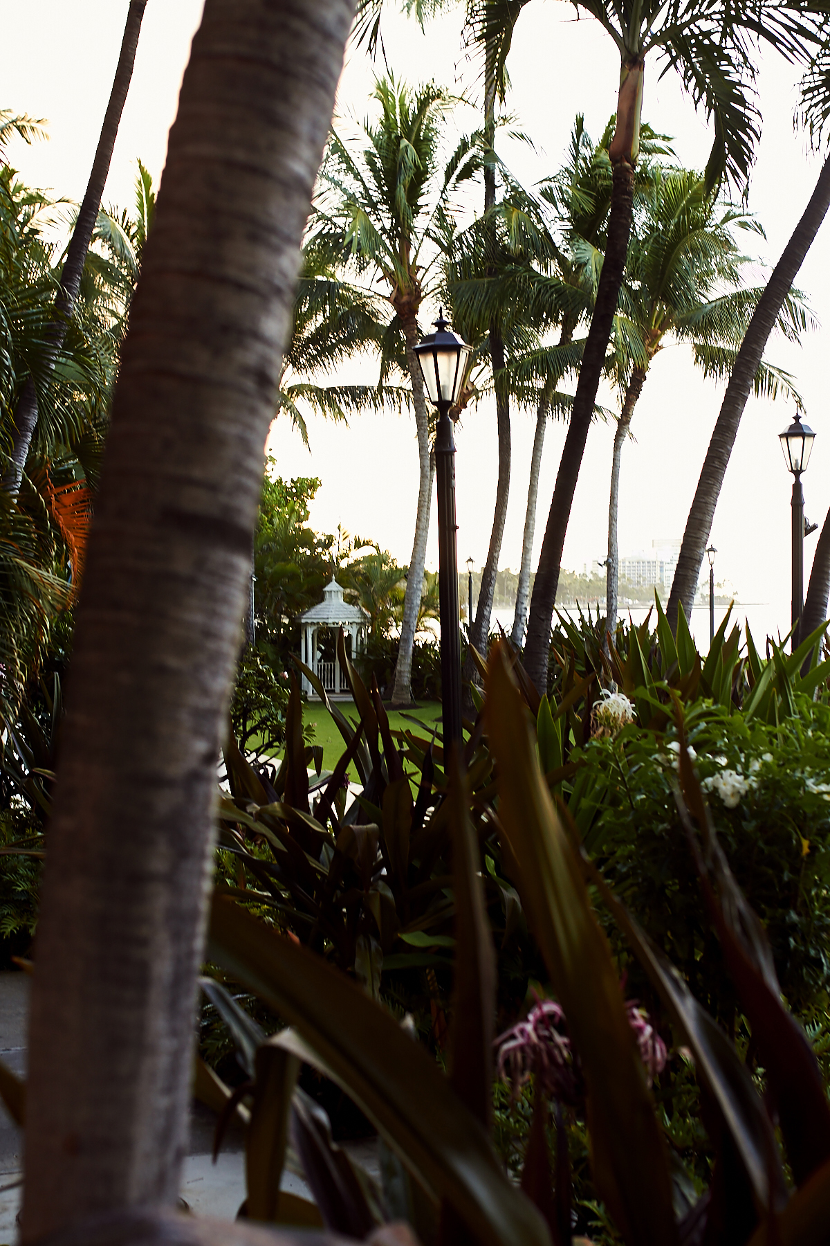 Moana Surfrider Hotel, Waikiki Beach Hawaii