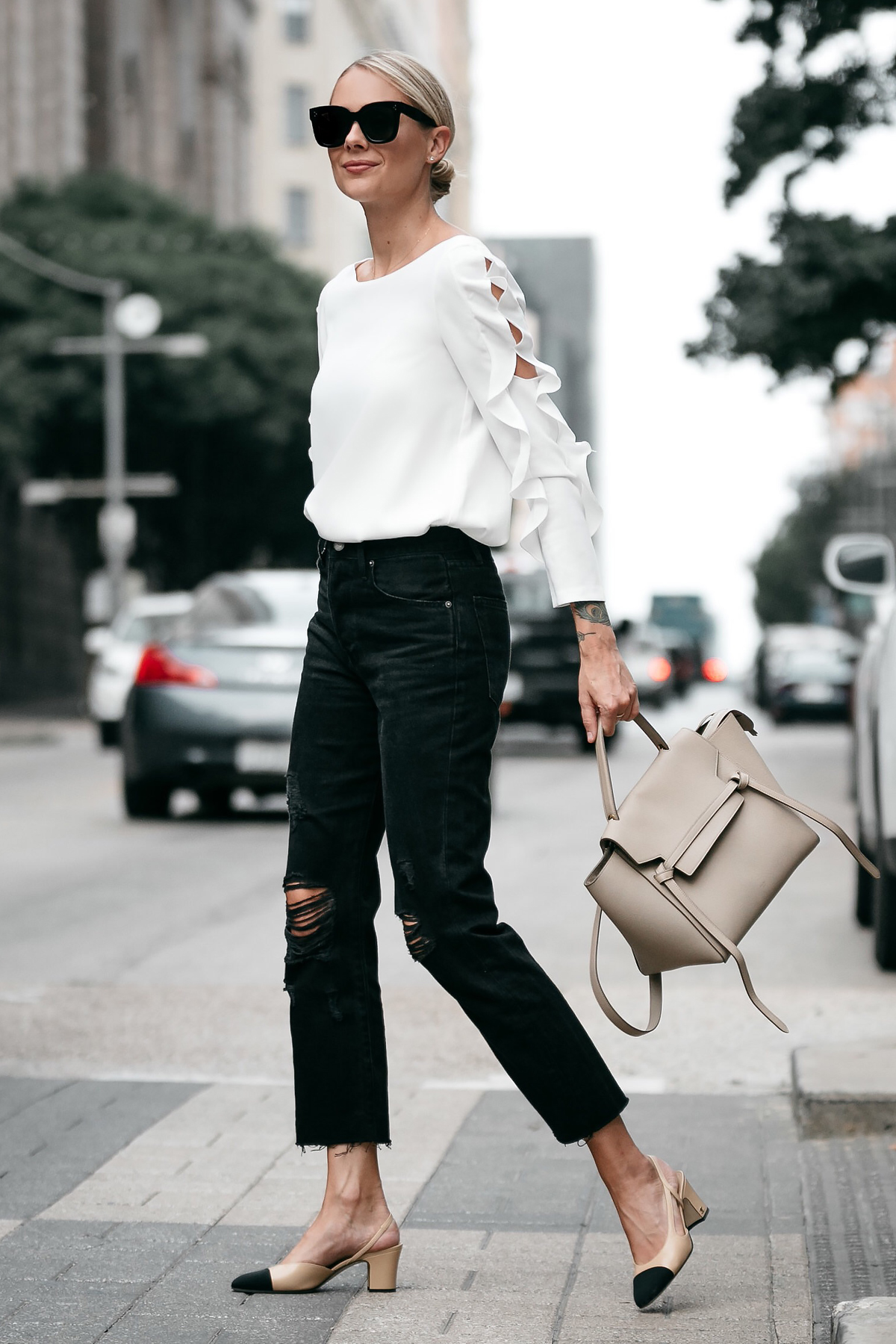 black boyfriend jeans outfit