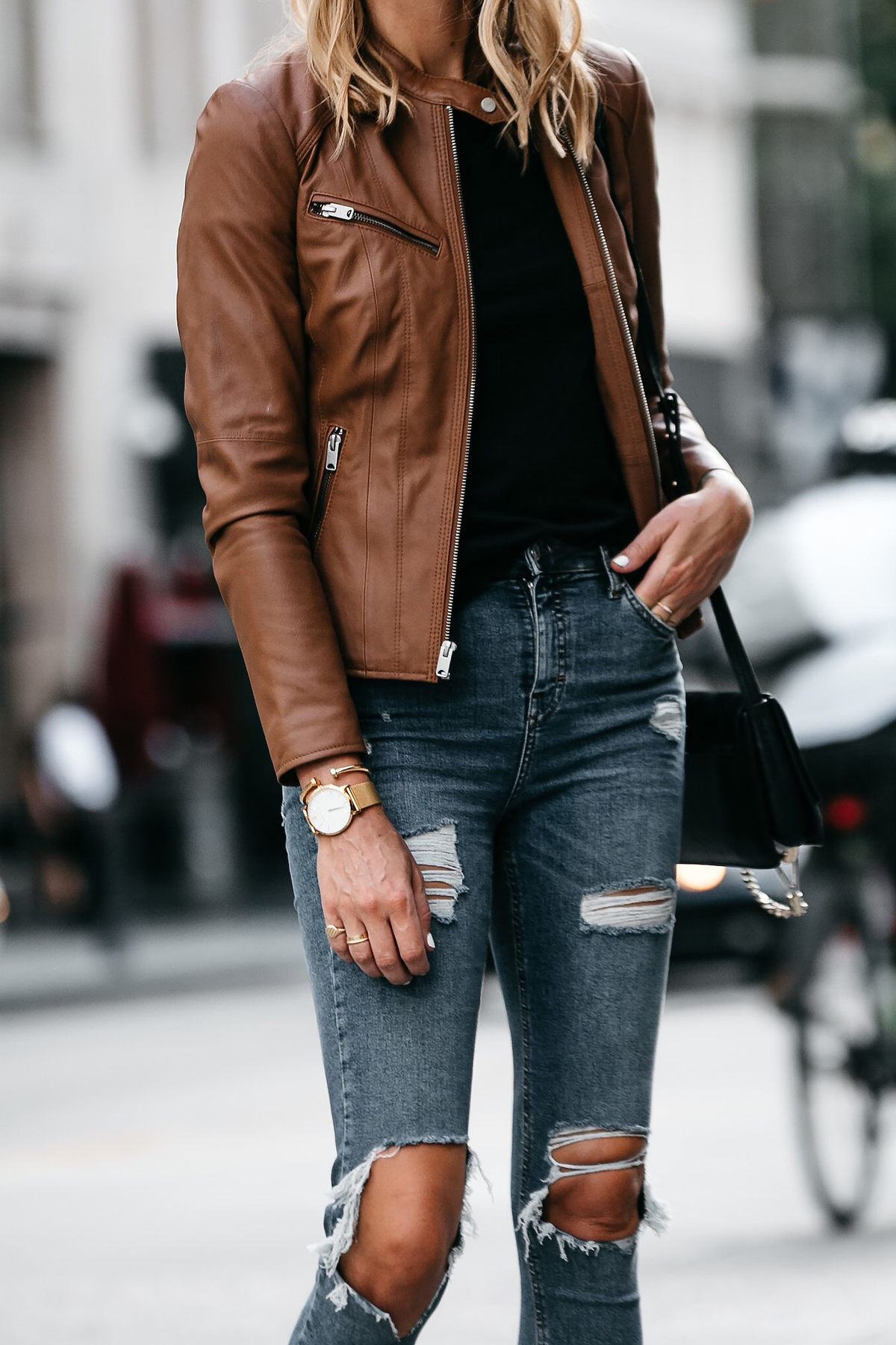 Dark Brown Leather Jacket Outfit 