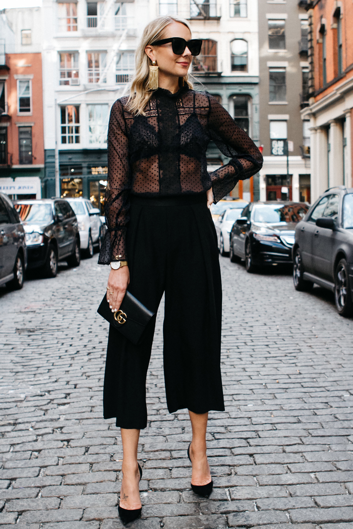 Black lace top - Women's fashion