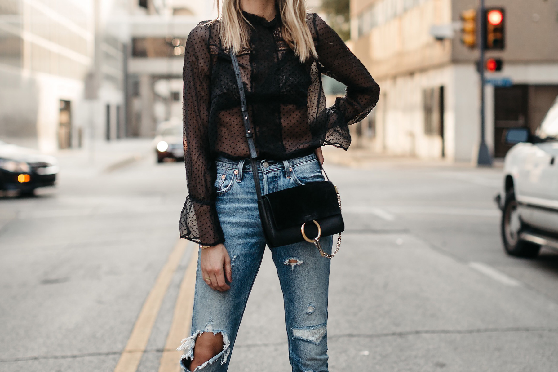 A CASUAL WAY TO WEAR A BLACK LACE TOP - Fashion Jackson