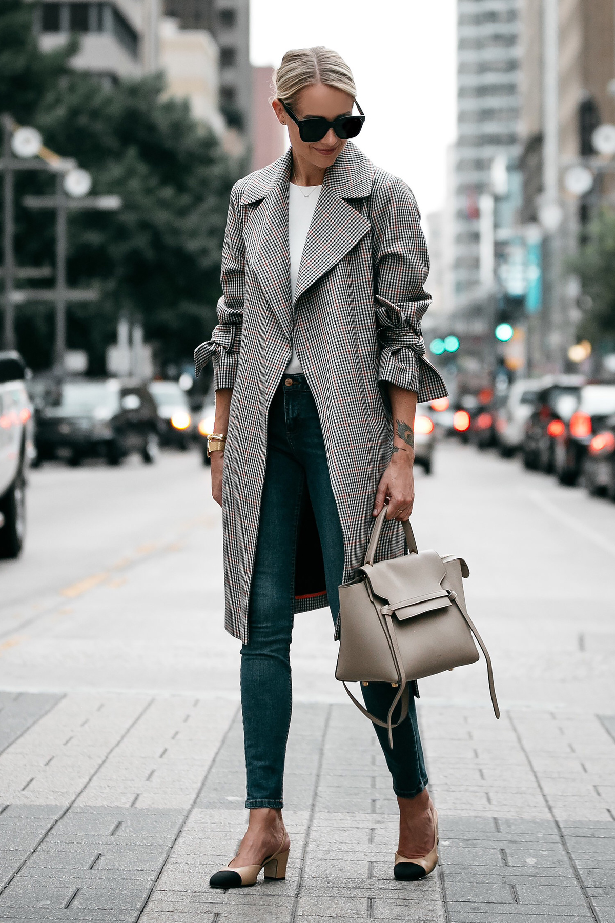 A Chic Way to Wear a Trench Coat in London - Fashion Jackson