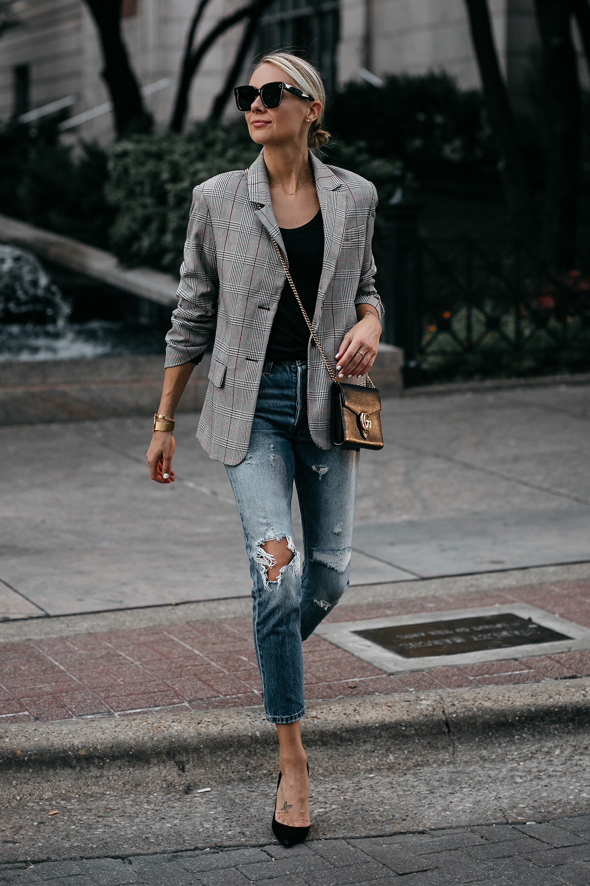 How I'm Styling My Favorite Blazer This Season - Fashion Jackson