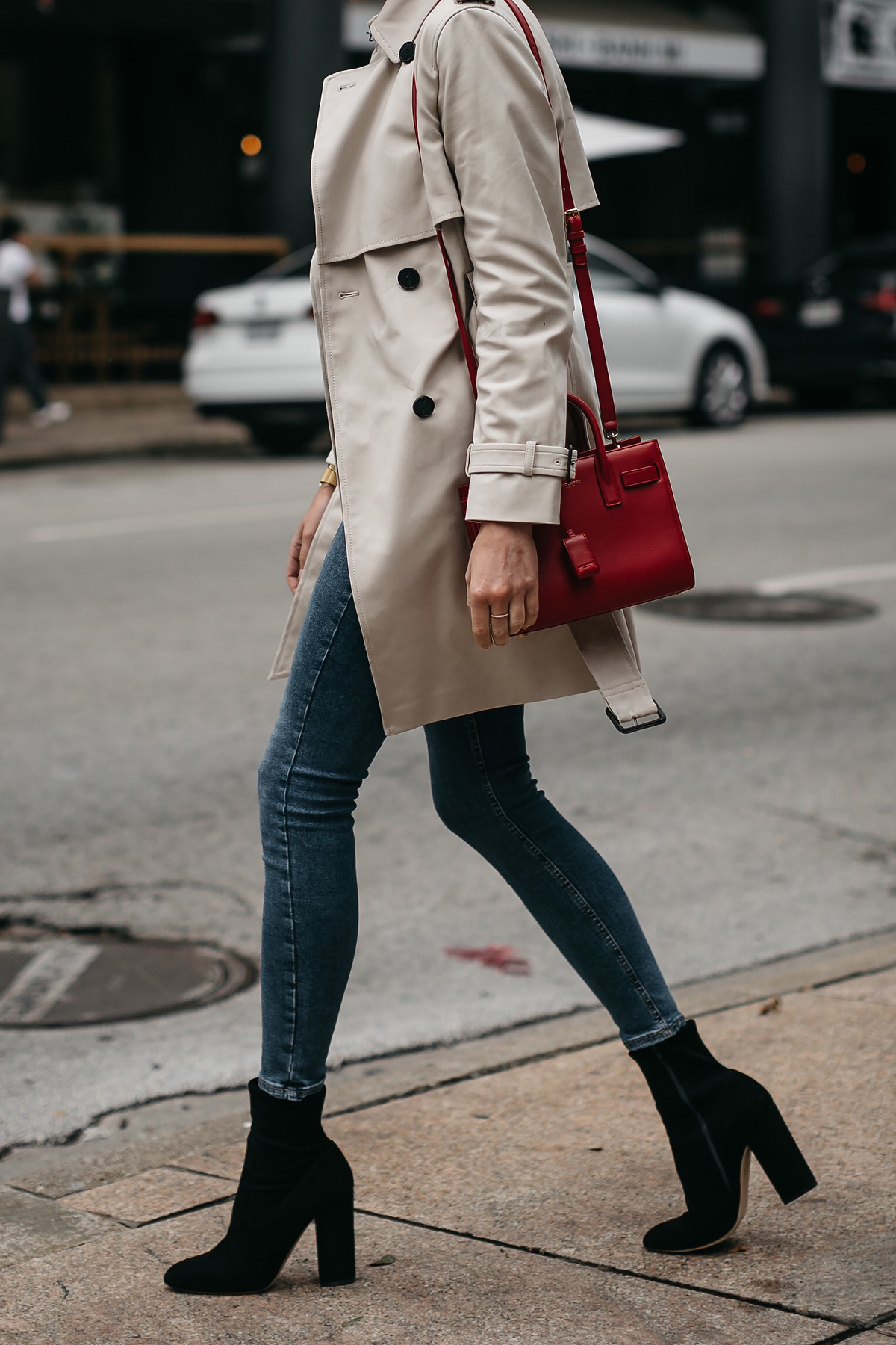 WHY YOU NEED A RED BAG FOR FALL - Fashion Jackson