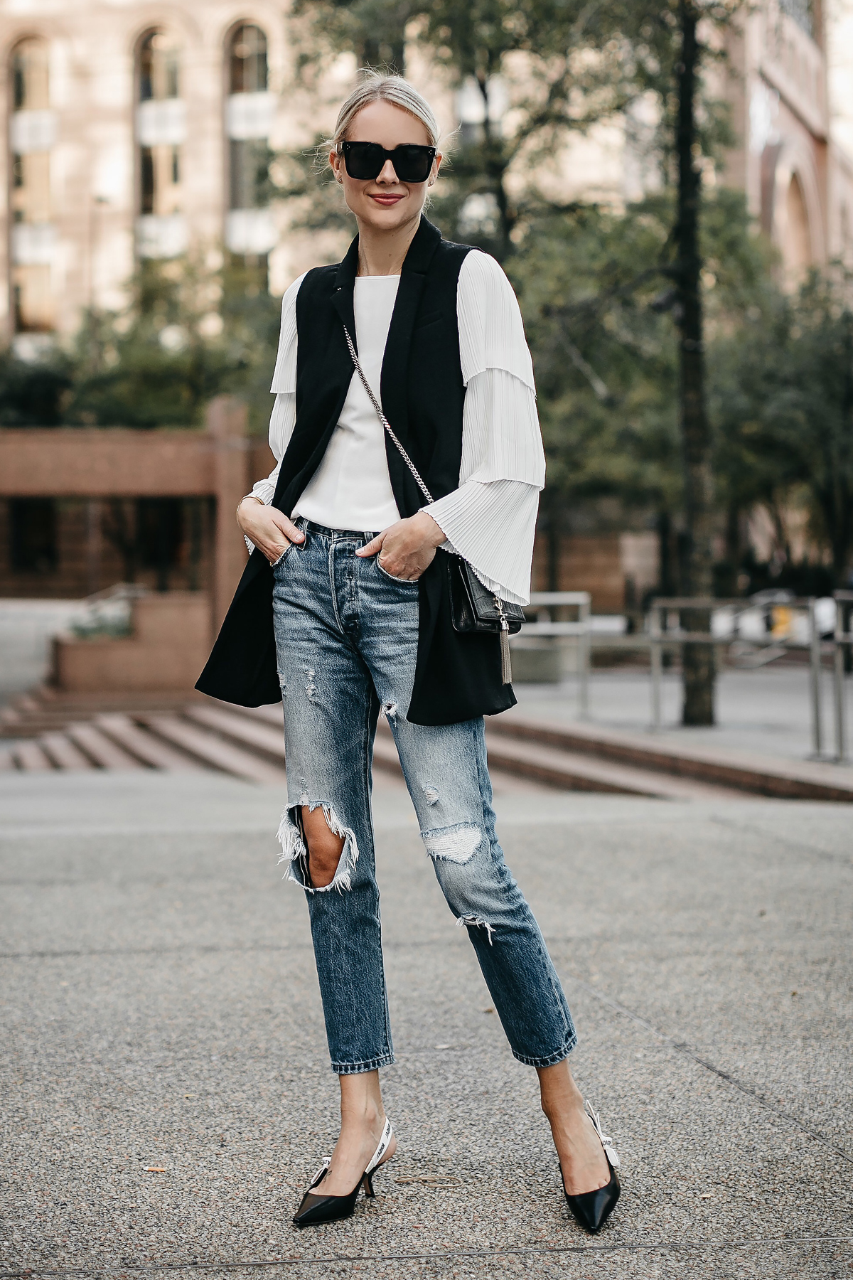 HOW TO STYLE A LONG BLACK VEST - Fashion Jackson