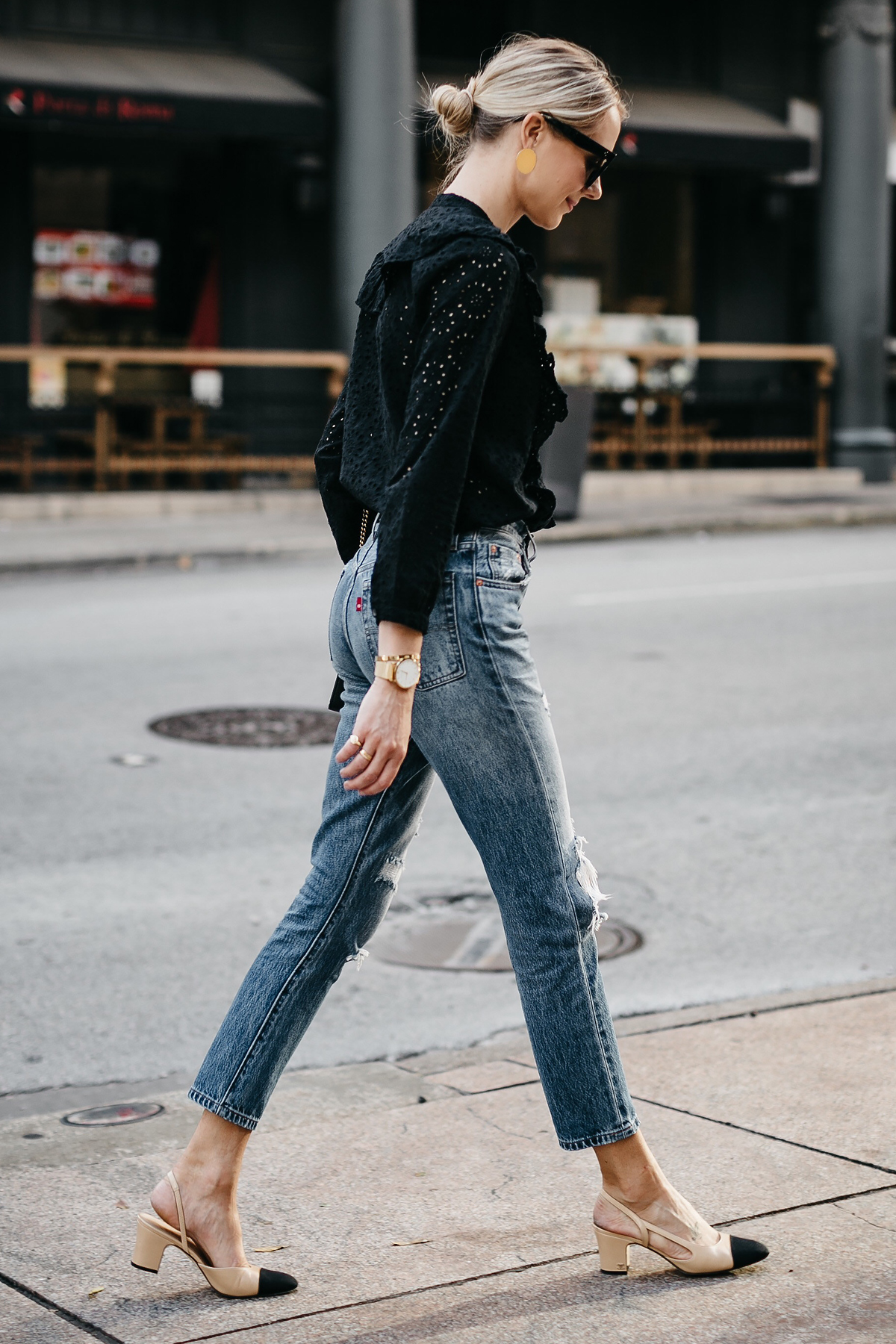 https://fashionjackson.com/wp-content/uploads/2017/10/Fashion-Jackson-Madewell-Black-Eyelet-Blouse-Levis-Denim-Ripped-Skinny-Jeans-Chanel-Slingbacks-1.jpg