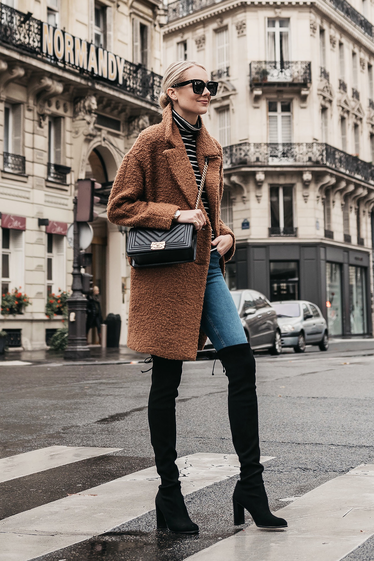 A Chic Way to Wear This Season's Belt Bag Trend - Fashion Jackson