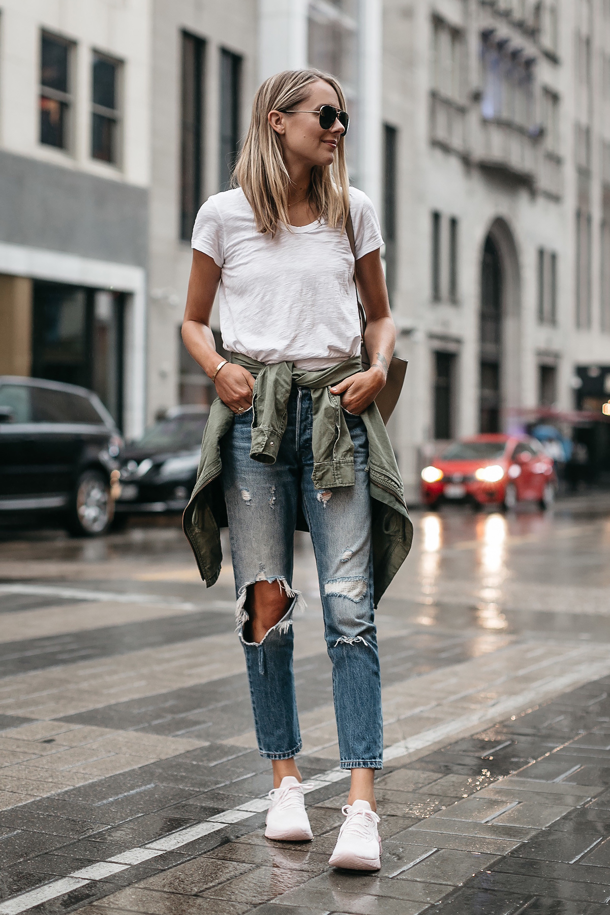 outfit with white nike shoes