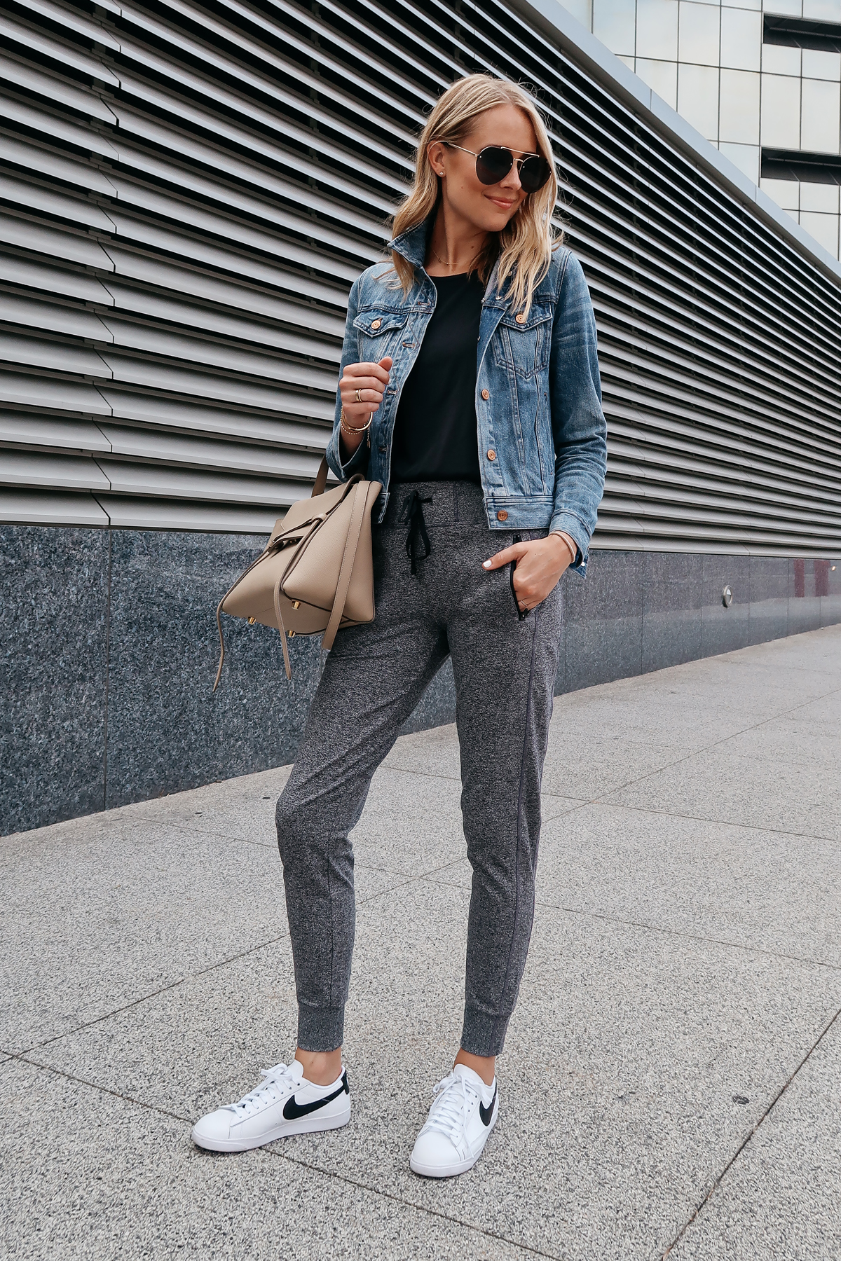 gray jogger outfits