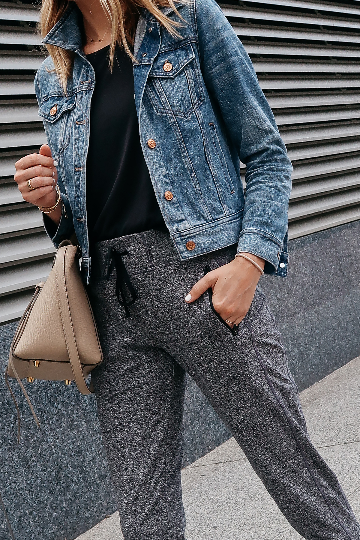 Blonde Woman Wearing Jcrew Denim Jacket Black Tank Nordstrom Anniversary Sale Grey Joggers Fashion Jackson San Diego Blogger Fashion Blogger Street Style