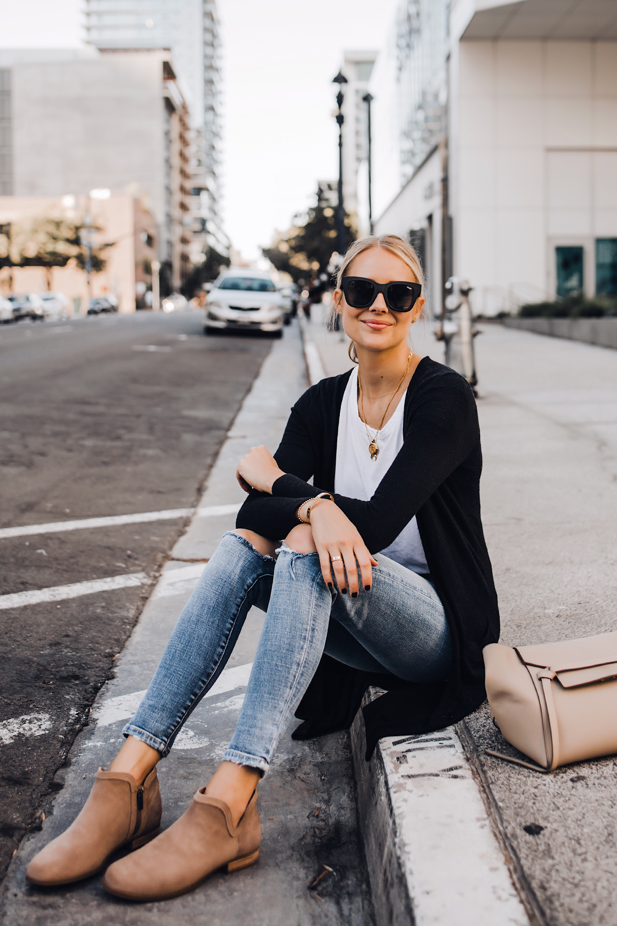 ripped jeans with uggs