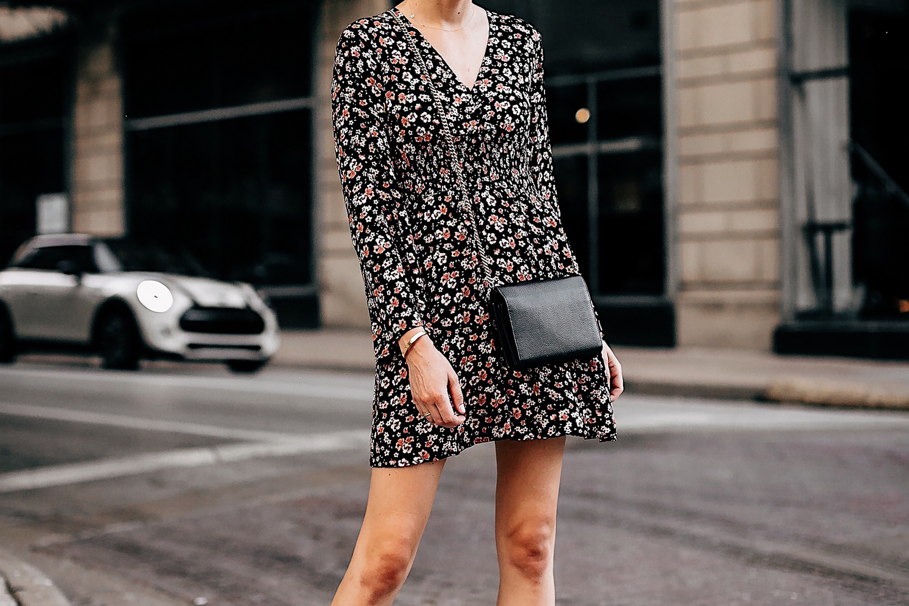 Woman Wearing Black Floral Long Sleeve Mini Dress Gold Chain Black Crossbody Handbag Fashion Jackson San Diego Fashion Blogger Street Style