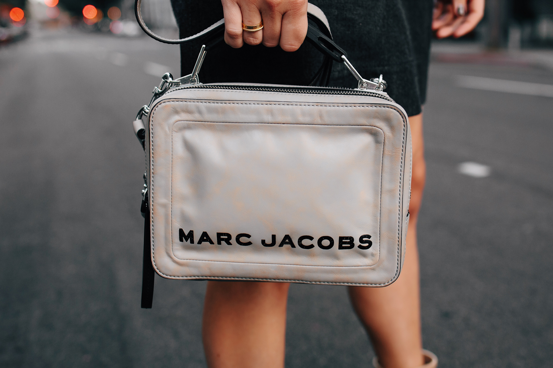 Woman Wearing Marc Jacobs The Box Bag Griffin Fashion Jackson San Diego Fashion Blogger Street Style