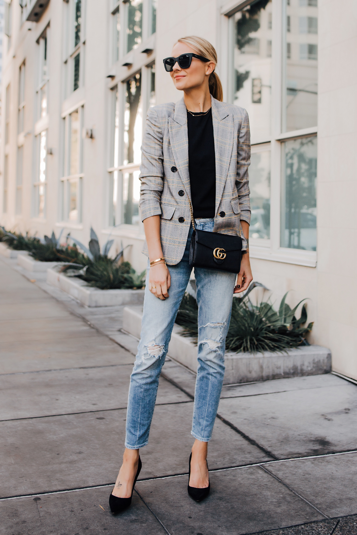 checkered blazer with jeans