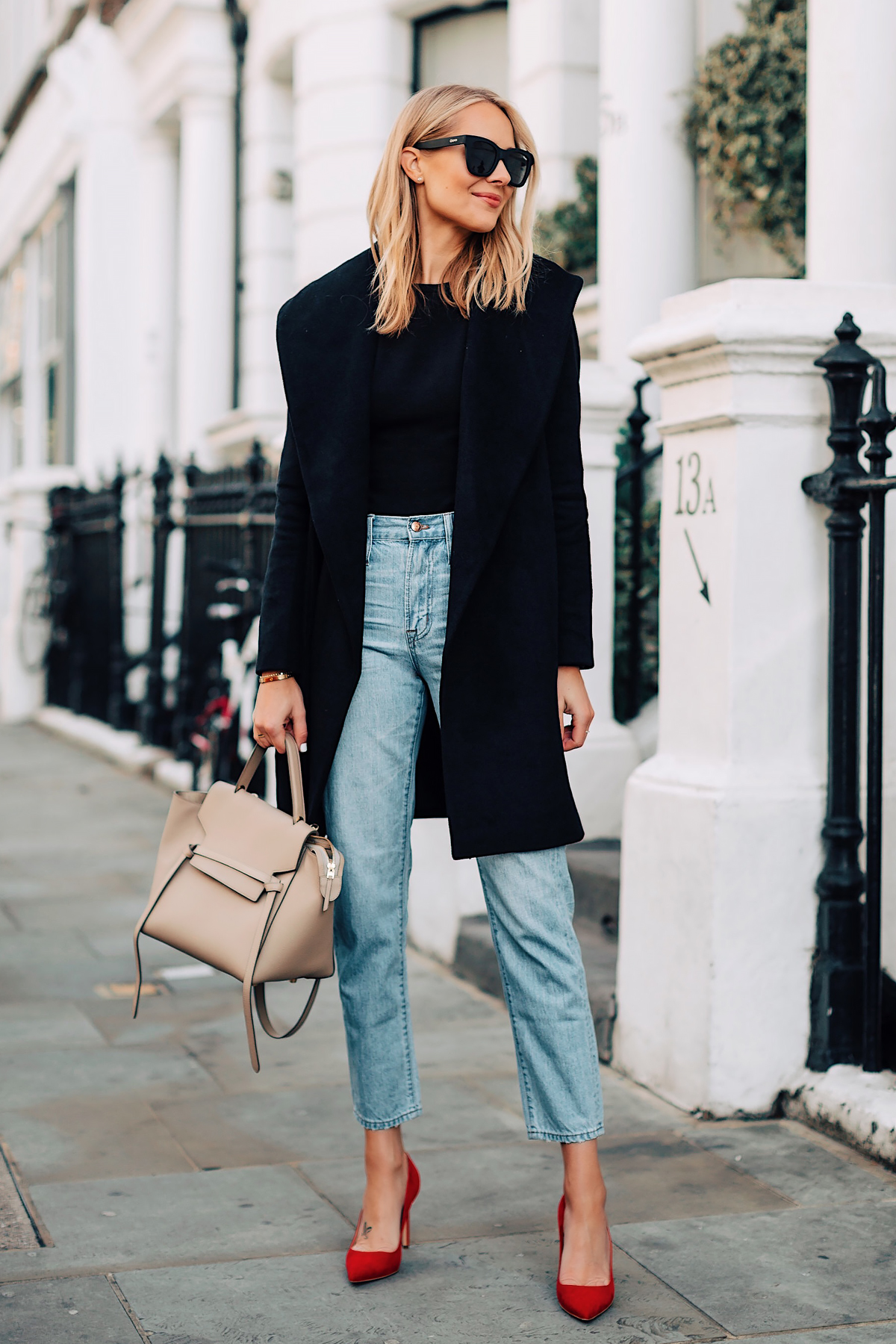 red heels and jeans outfit