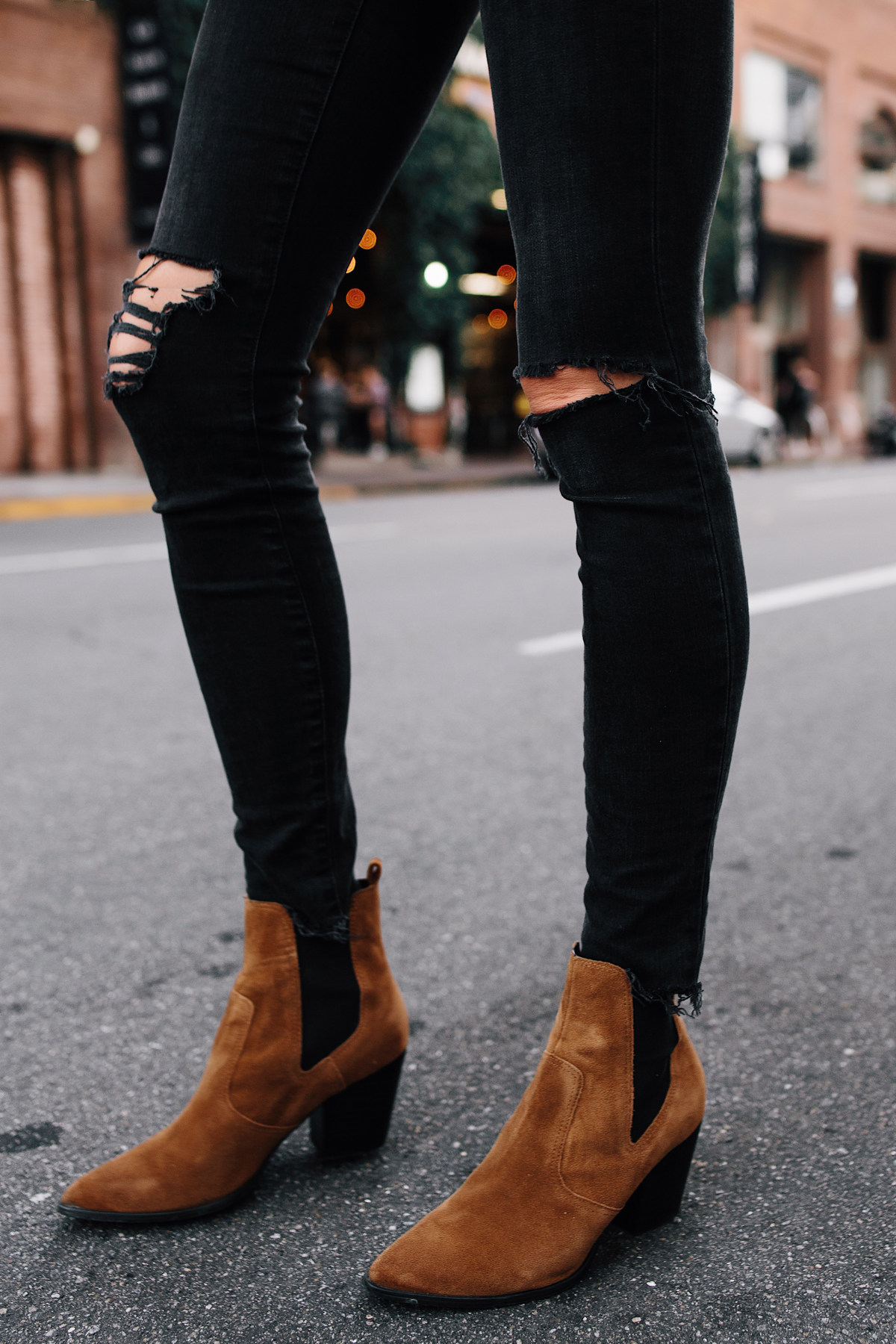 Woman Wearing Madewell Black Ripped Skinny Jeans Steve Madden Brown Chelsea Booties Fashion Jackson San Diego Fashion Blogger Street Style