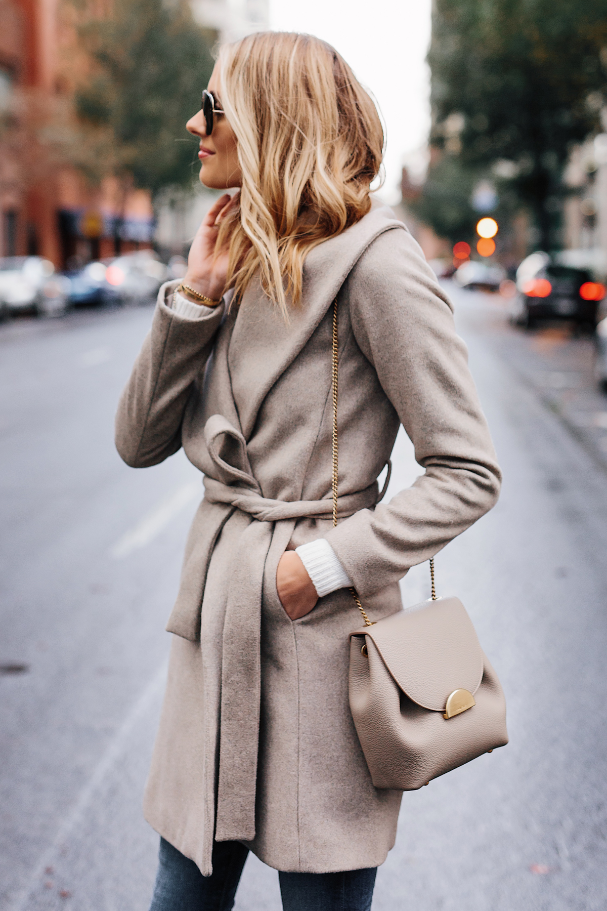 Blonde Woman Wearing Ann Taylor Beige Wrap Coat Polene Grey Handbag Fashion Jackson San Diego Fashion Blogger Street Style