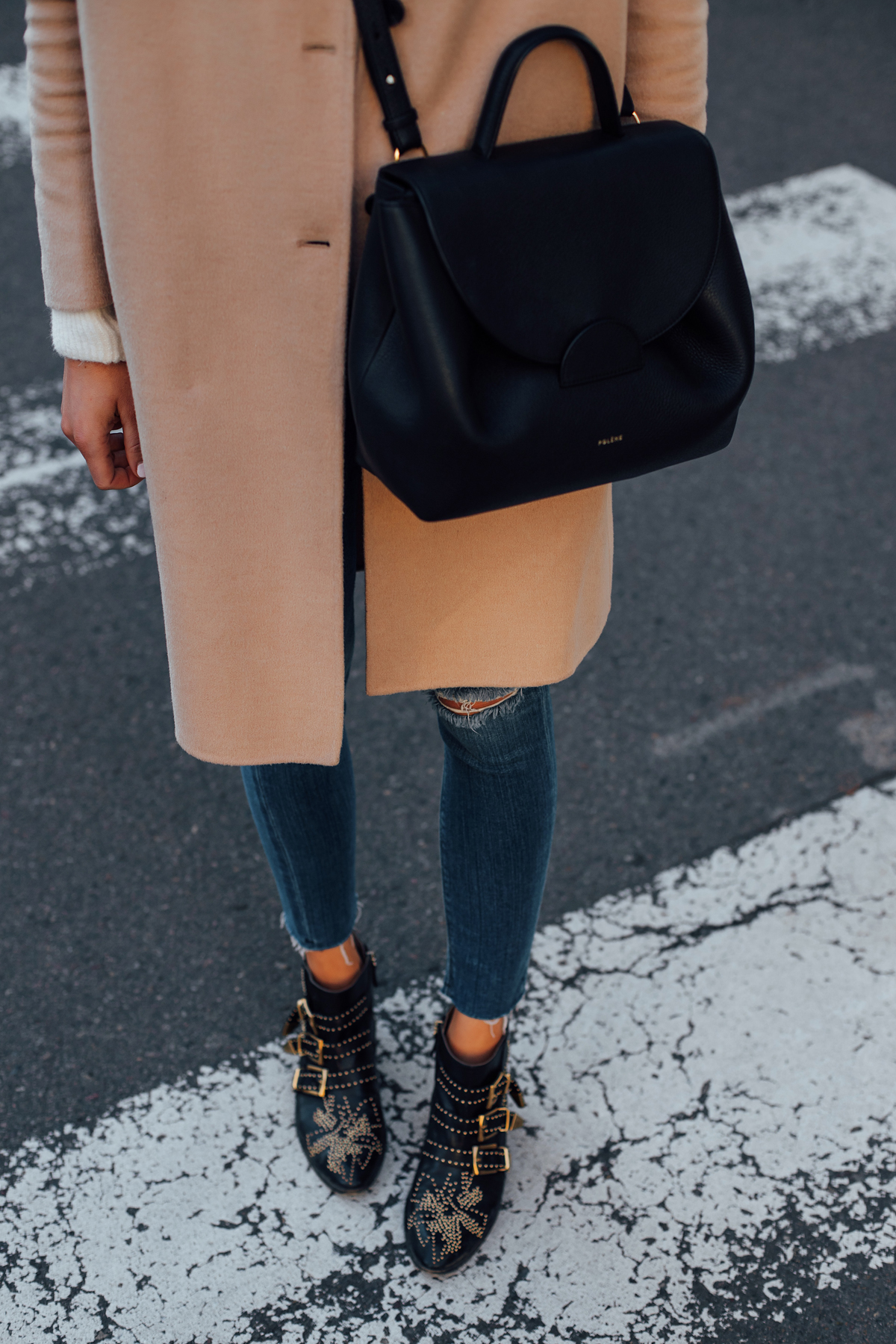 Woman Wearing Camel Coat Denim Skinny Jeans Chloe Susanna Booties Polene Black Handbag Fashion Jackson San Diego Fashion Blogger Street Style