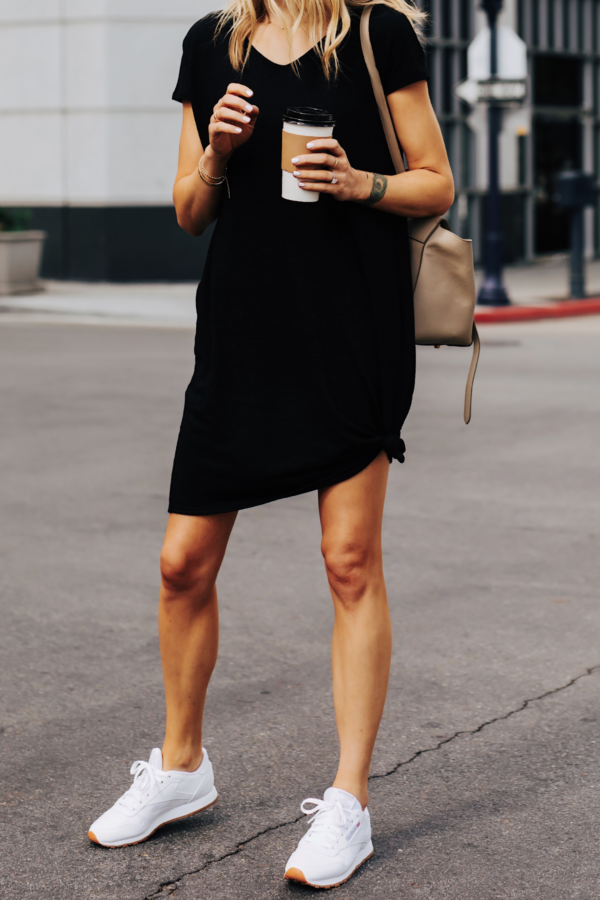 Blonde Woman Wearing Black Tshirt Dress Reebok Classic White Sneakers Fashion Jackson San Diego Fashion Blogger Street Style