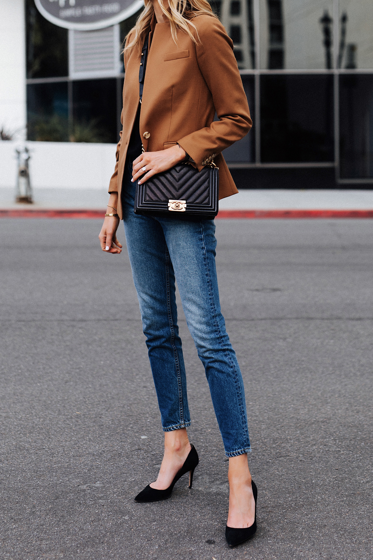 Blonde Woman Wearing Camel Blazer Denim Skinny Jeans Black Pumps eBay Authenticate Chanel Black Boy Bag Fashion Jackson San Diego Fashion Blogger Street Style