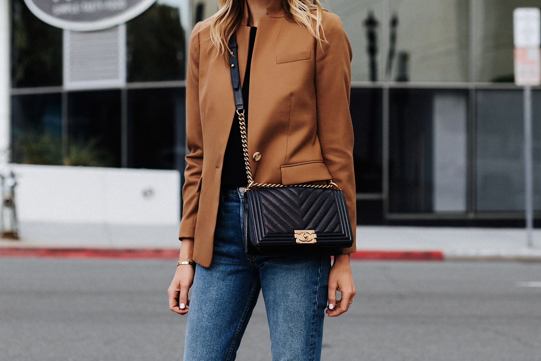 Woman Wearing Camel Blazer Denim Skinny Jeans Chanel Black Boy Bag Fashion Jackson San Diego Fashion Blogger Street Style