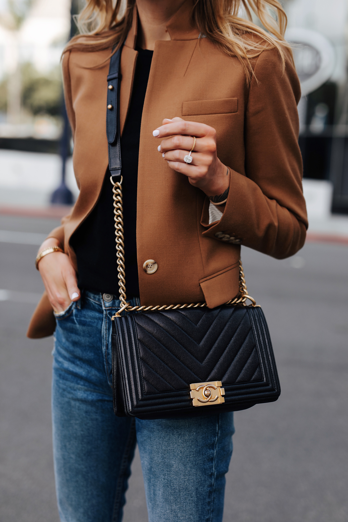 Blonde Woman Wearing Camel Blazer Denim Skinny Jeans Chanel Black Boy Bag Fashion Jackson San Diego Fashion Blogger Street Style