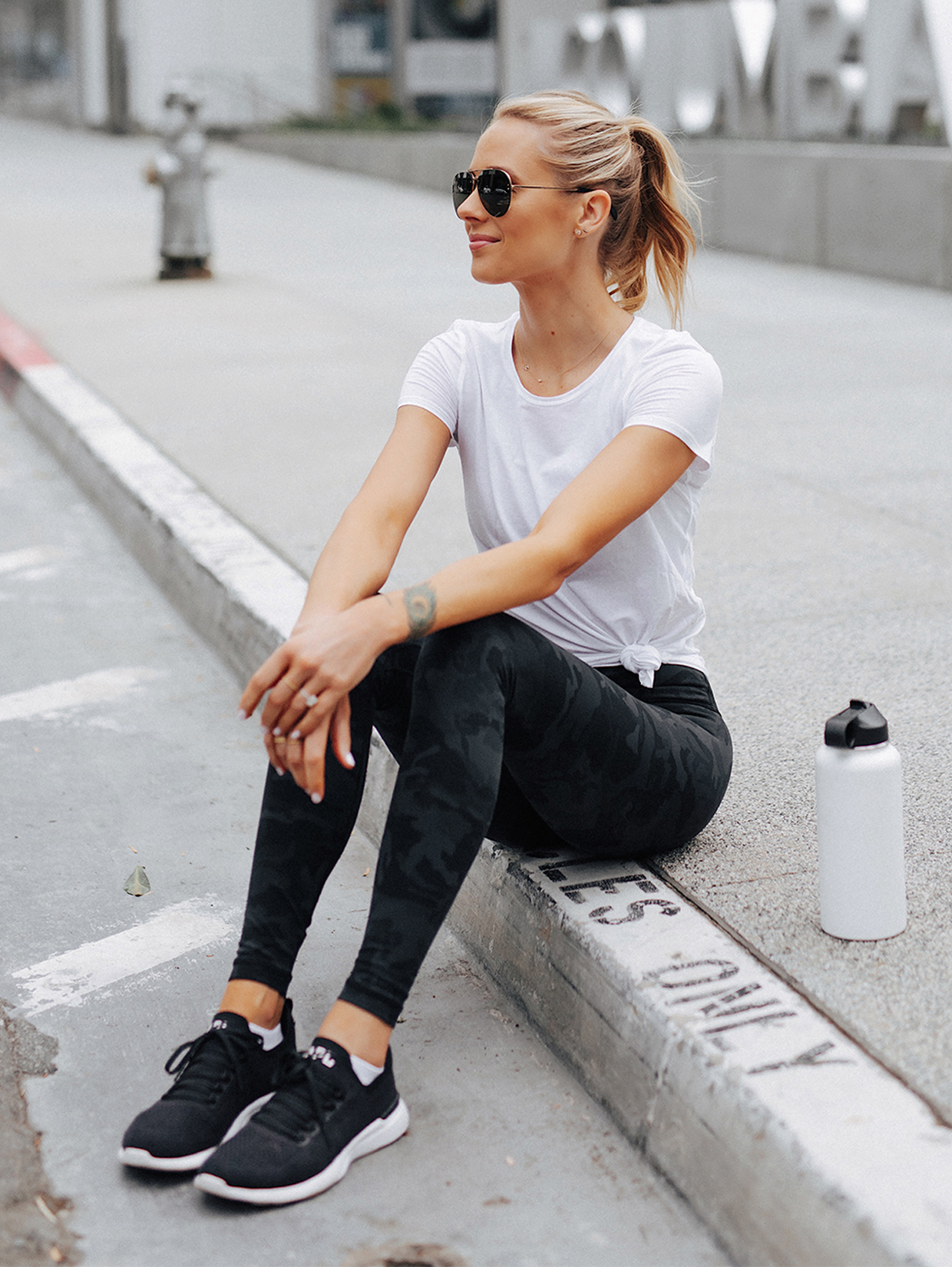 3 Ways to a Healthy Lifestyle and My Favorite Workout Leggings