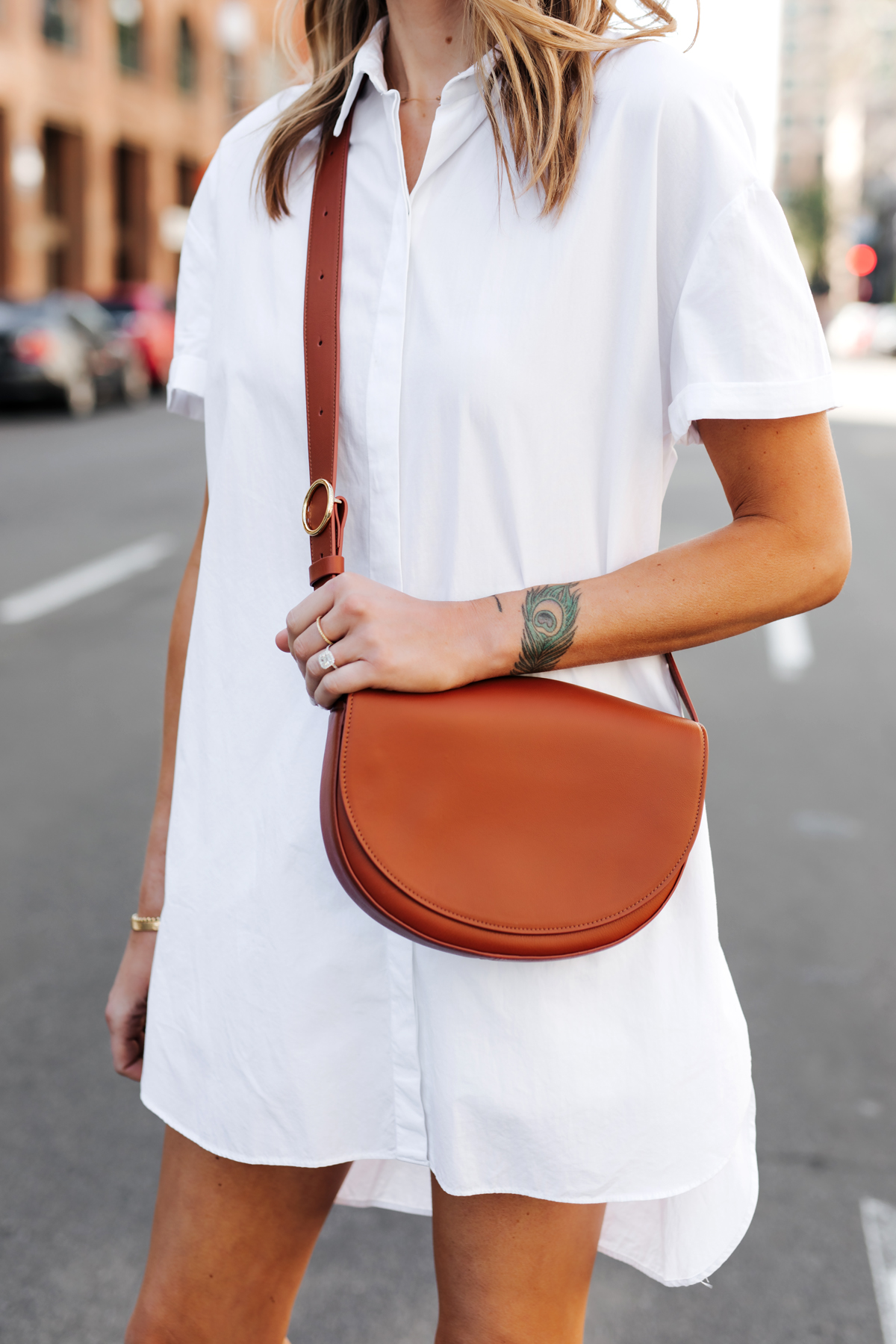 Fashion Jackson Wearing White Shirtdress Cuyana Half Moon Bag Caramel 3