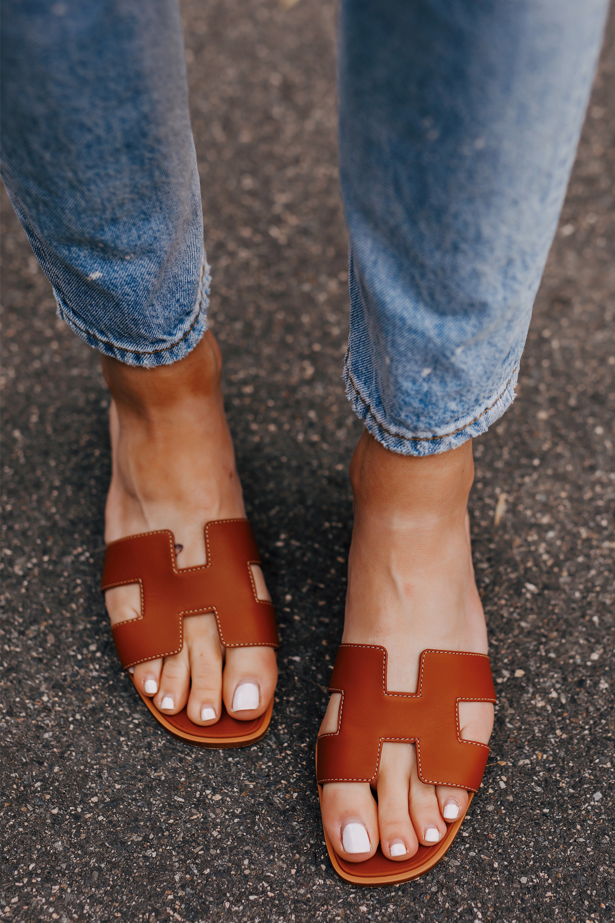 red hermes sandals