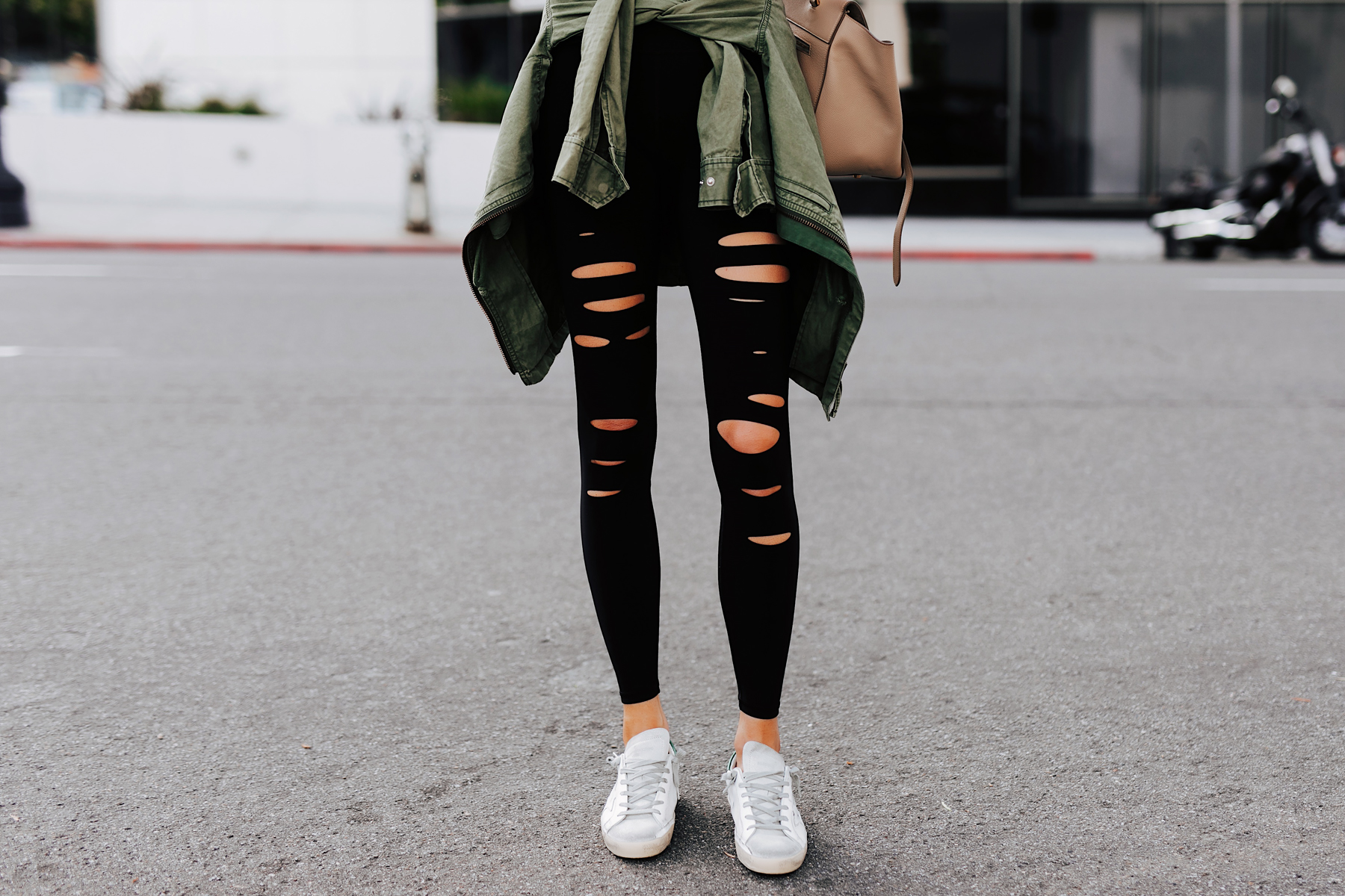 casual weekend style  Outfits with leggings, Athleisure outfits, Fashion  jackson