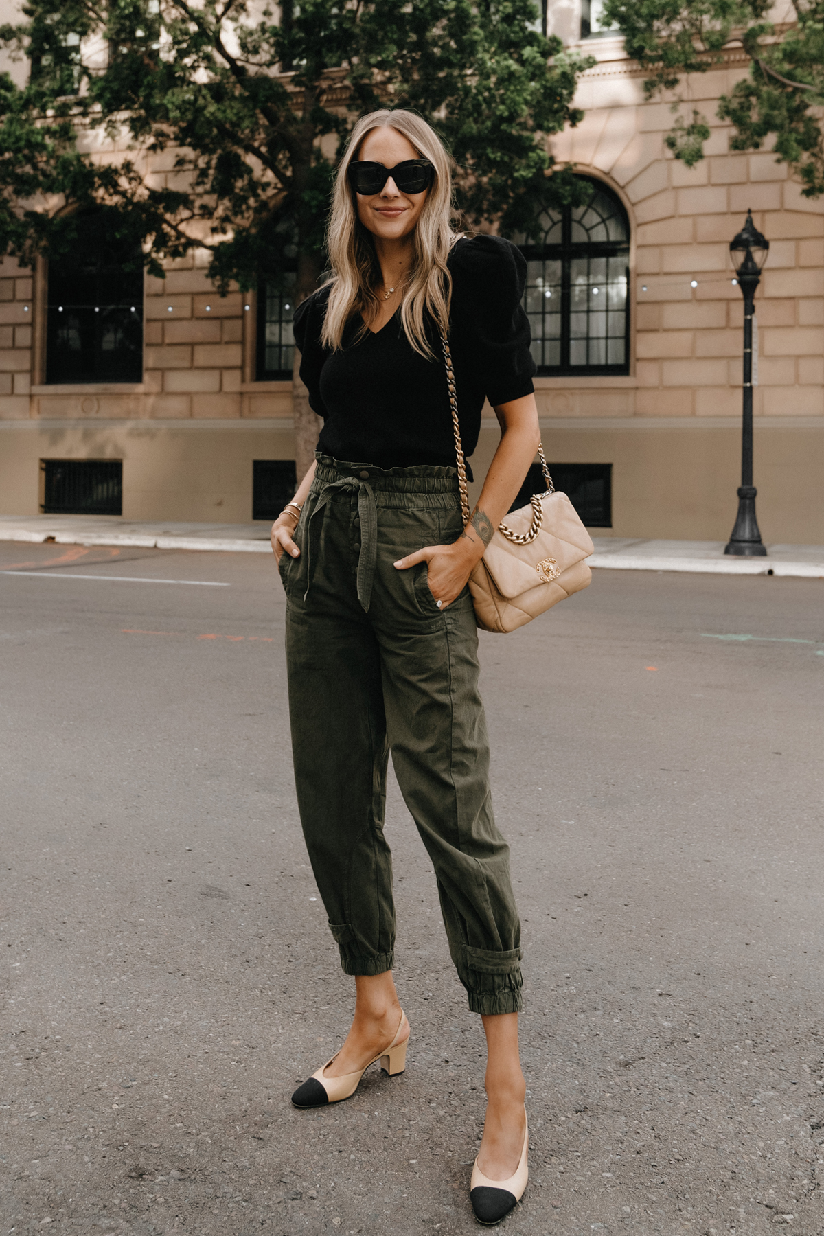 What To Wear With Black Jeans - Cleo Madison