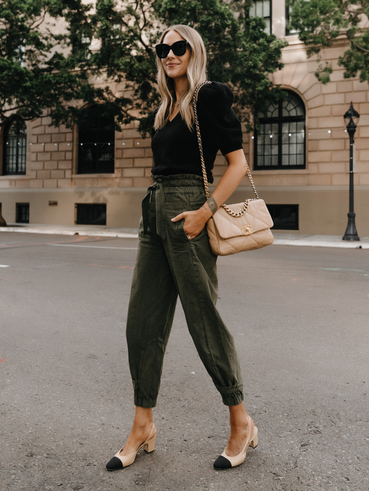Business Woman Light Olive Green Wide-Leg Trouser Pants | Green pants outfit,  Olive pants outfit, Green trousers outfit