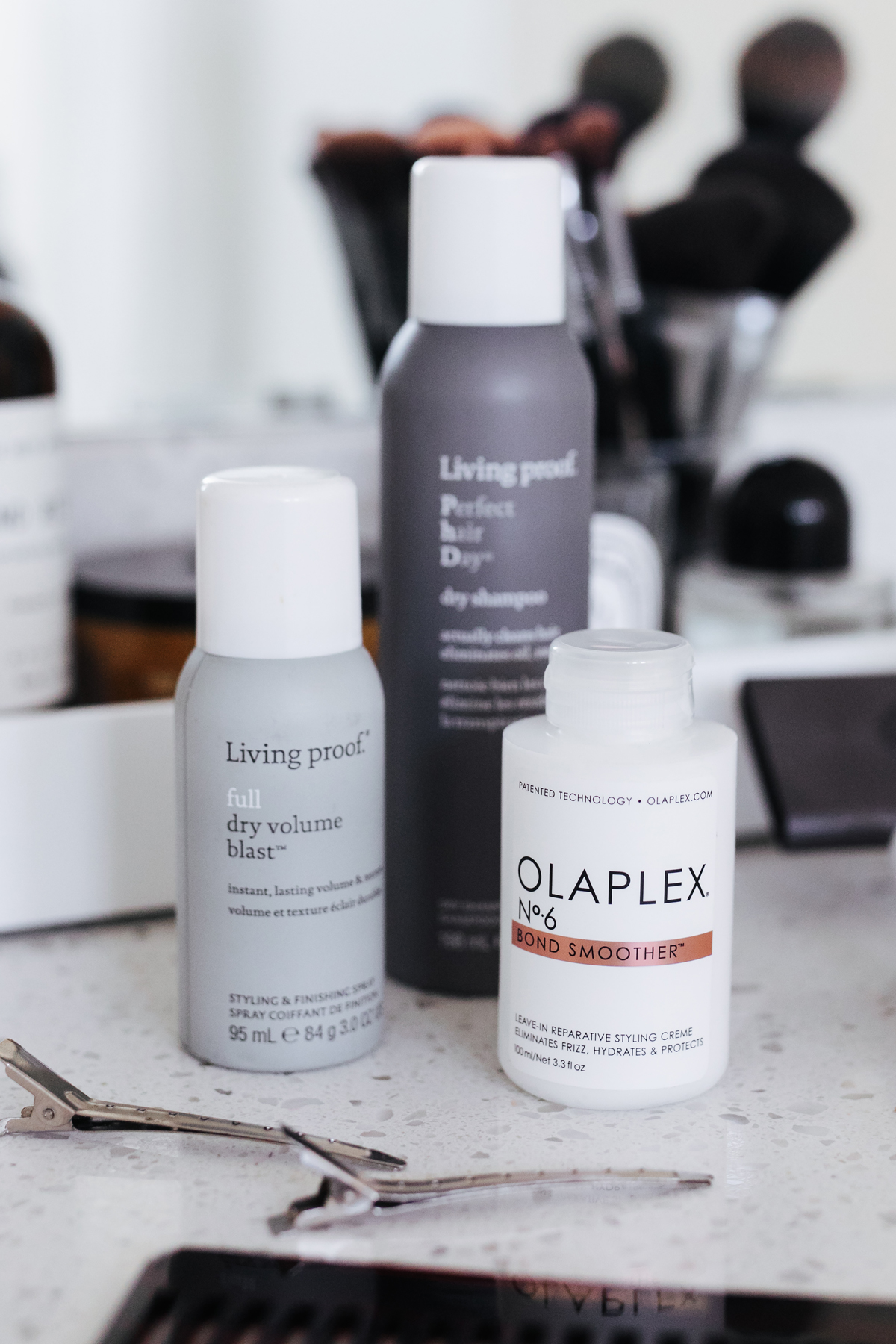 Olaplex Bond Smoother Living Proof Full Dry Volume Blast Living Proof Dry Shampoo