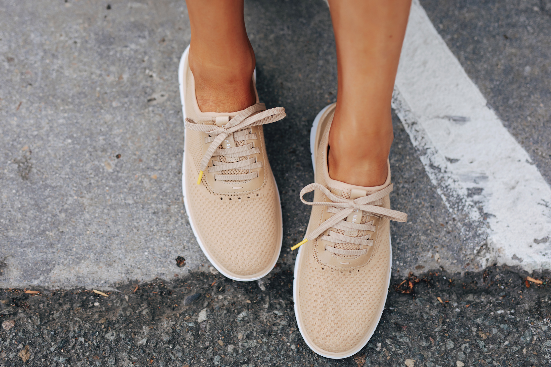 Cole haan tan on sale sneakers