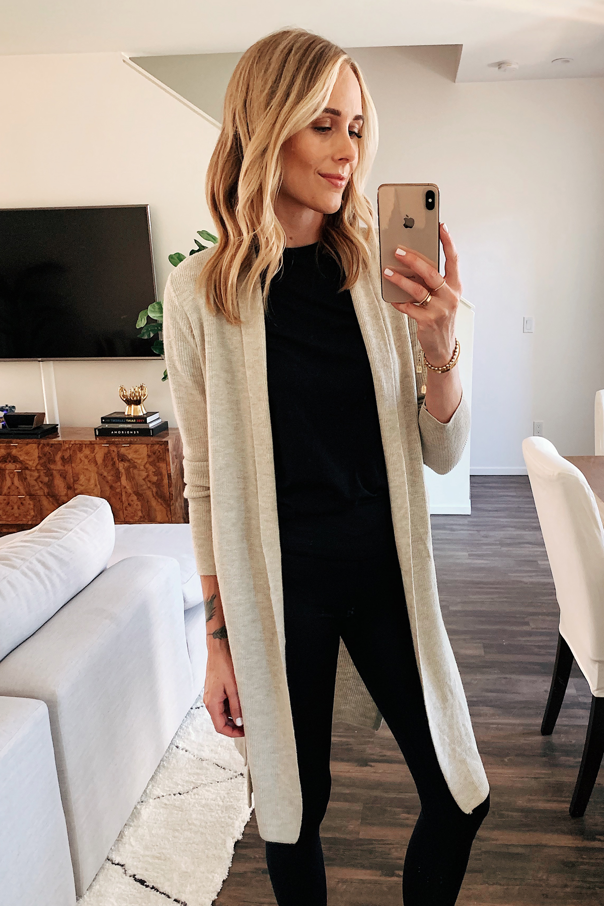 Classic Style: Black Jeans, Chunky Beige Open Cardigan OOTD