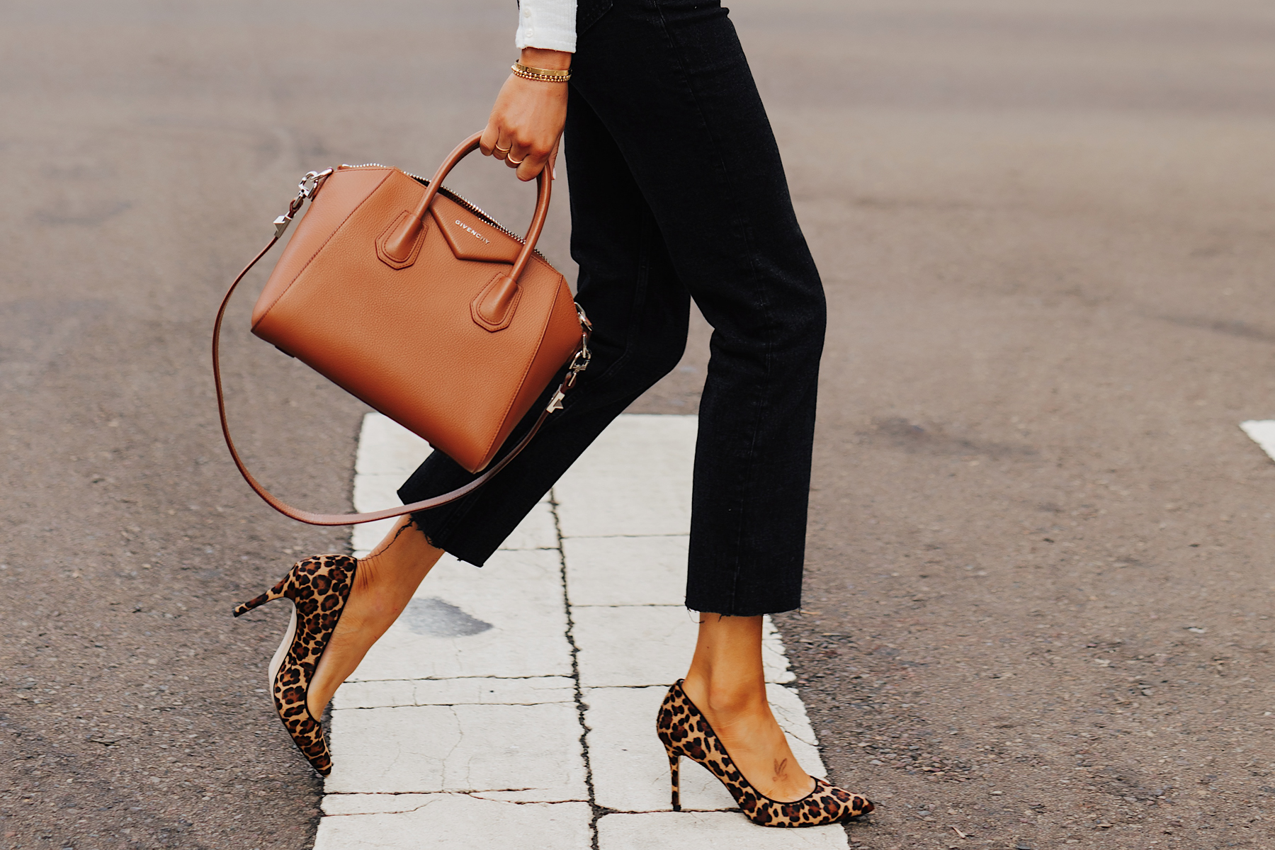 leopard pumps