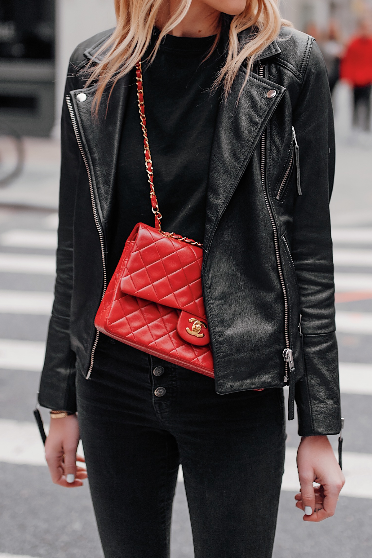 WHY YOU NEED A RED BAG FOR FALL - Fashion Jackson