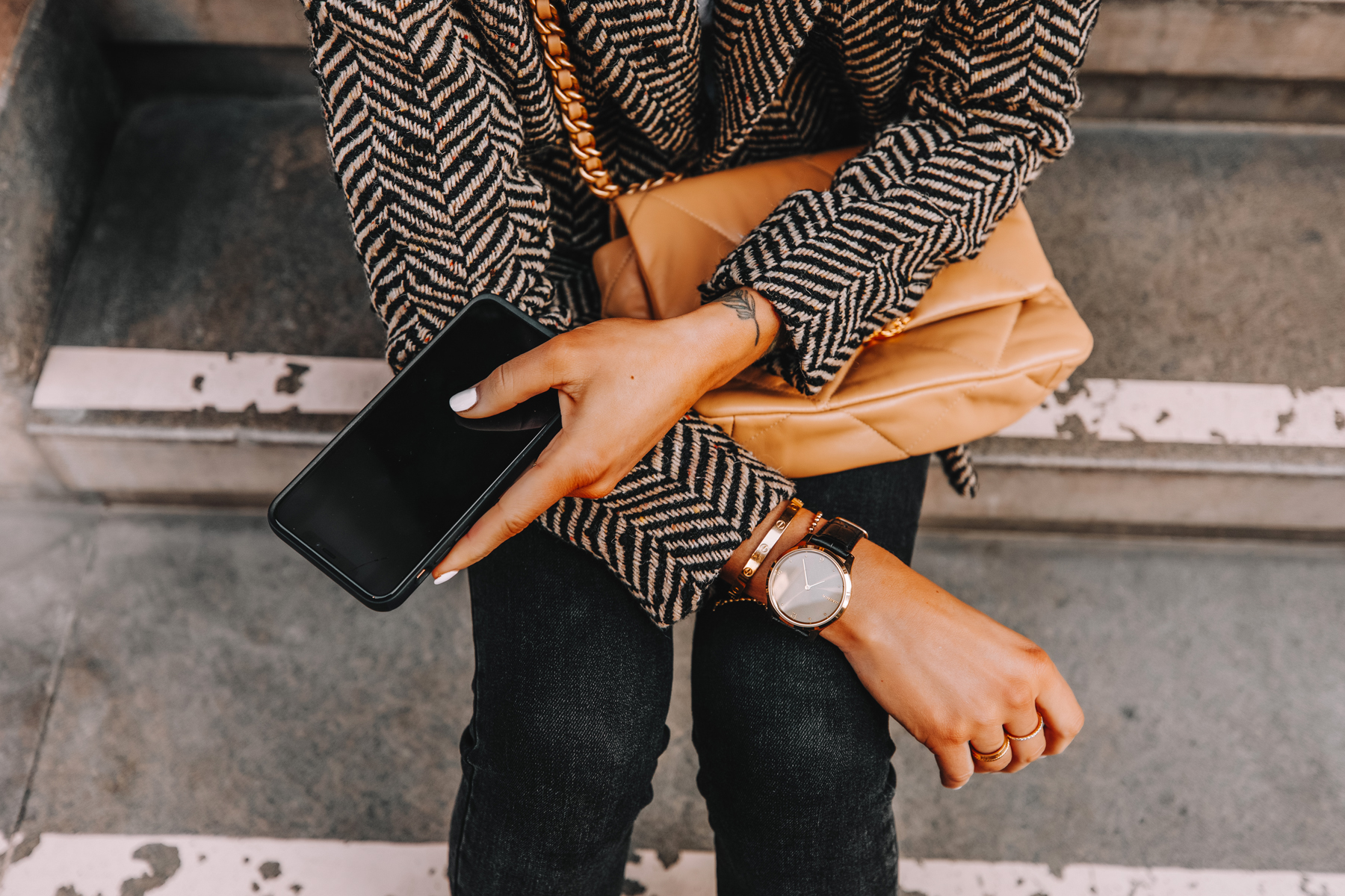 Fashion Jackson Wwearing Black Herringbone Blazer Garmin Vivomove Smartwatch