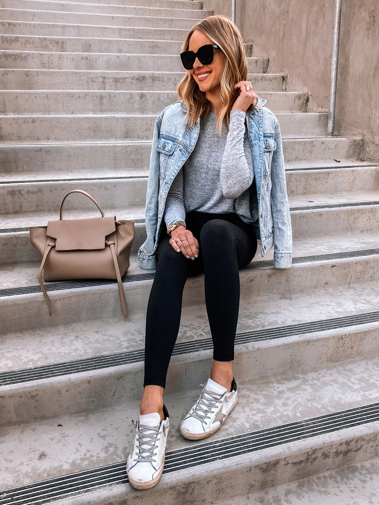 How To Style White Sneakers - Fashionable White Sneaker Outfits