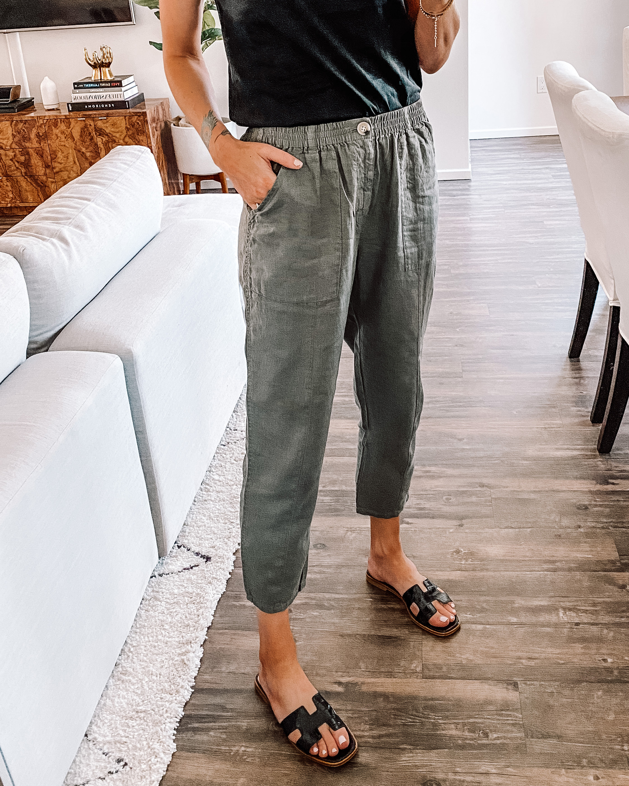 How to Wear Linen Pants - the gray details