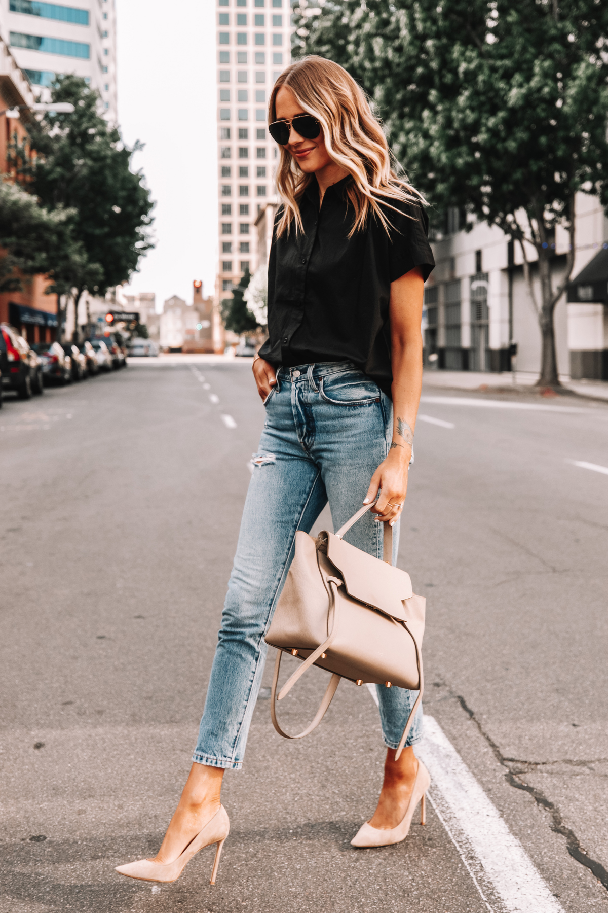 Fashion Jackson Wearing Everlane Black Short Sleeve Button Down Shirt Levis Ripped Jeans Jimmy Choo Romy Nude Pumps Celine Mini Belt Bag