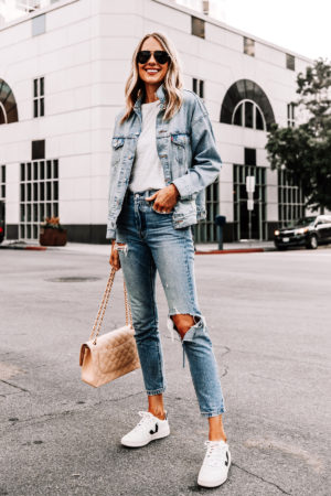 Denim on Denim Outfit in Levi's 501 Ripped Skinny Jeans + Veja Sneakers ...